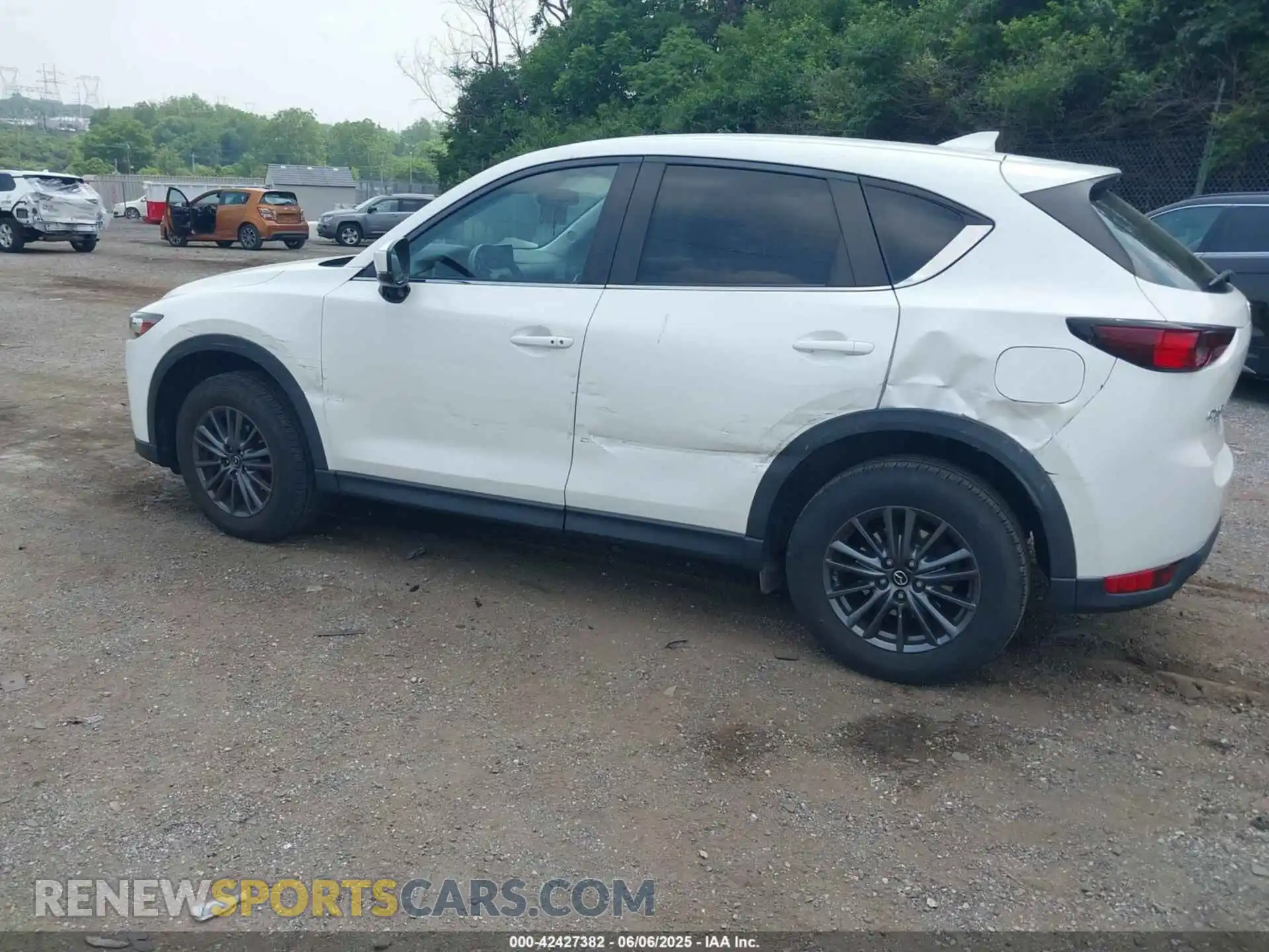 3 Photograph of a damaged car JM3KFBCM4K1620694 MAZDA CX-5 2019