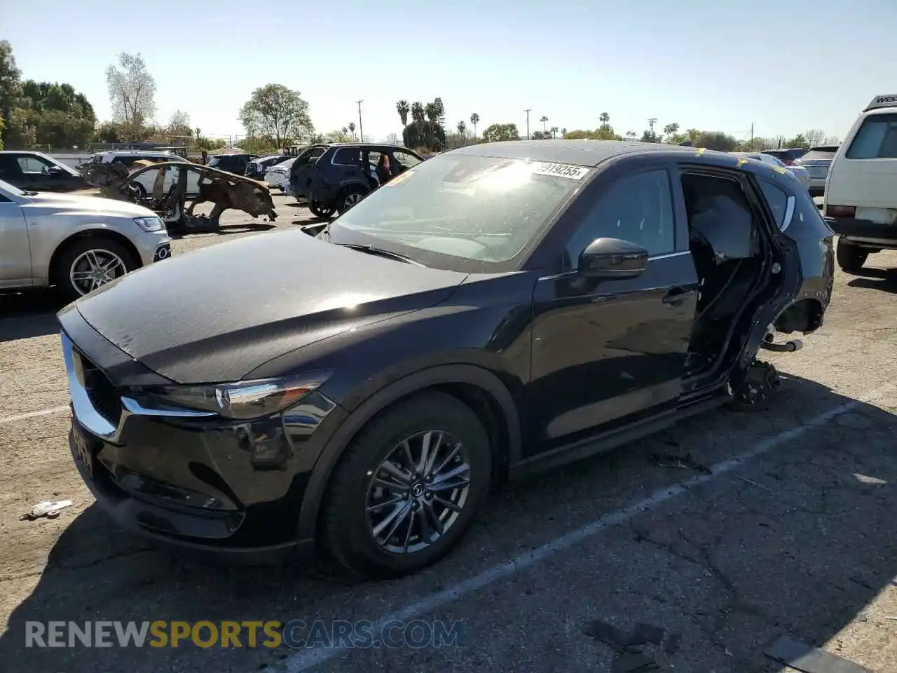 1 Фотография поврежденного автомобиля JM3KFBCM8K1506780 MAZDA CX-5 2019