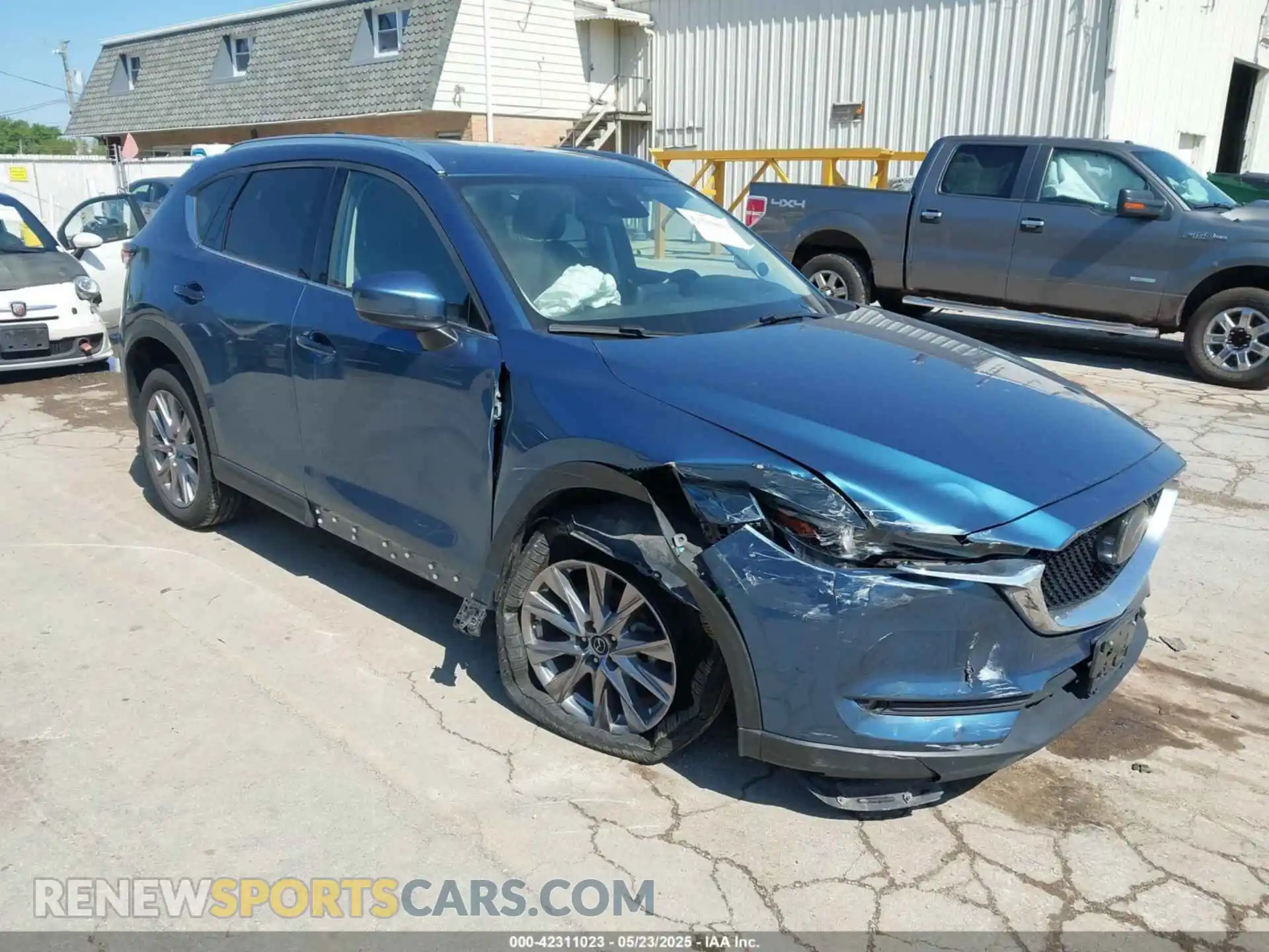 1 Photograph of a damaged car JM3KFBDM2K0583360 MAZDA CX-5 2019