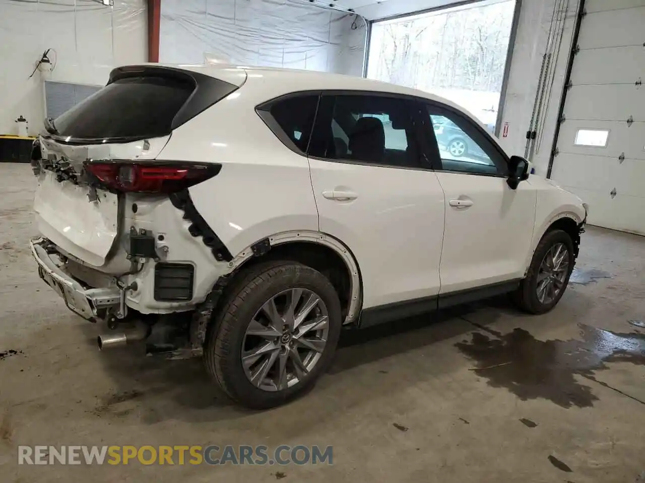 3 Photograph of a damaged car JM3KFBDM6K1699543 MAZDA CX-5 2019