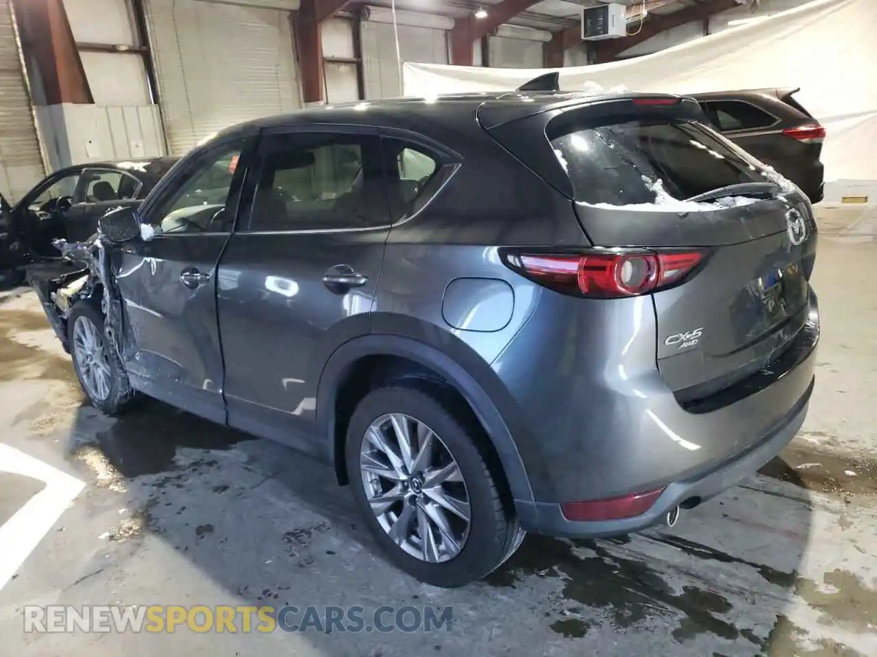 2 fotografías del automóvil dañado JM3KFBDM8K0559192 MAZDA CX-5 2019