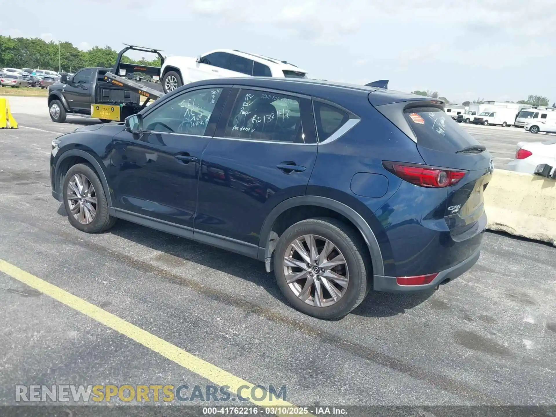 3 Photograph of a damaged car JM3KFBDY3K0621391 MAZDA CX-5 2019