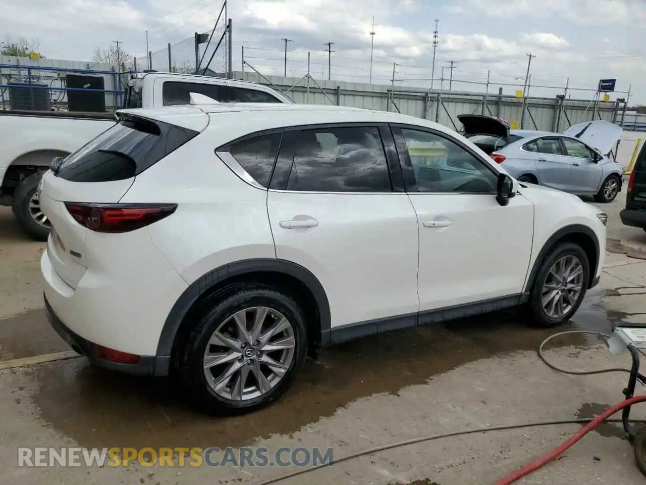 3 Photograph of a damaged car JM3KFBDY8K0622309 MAZDA CX-5 2019
