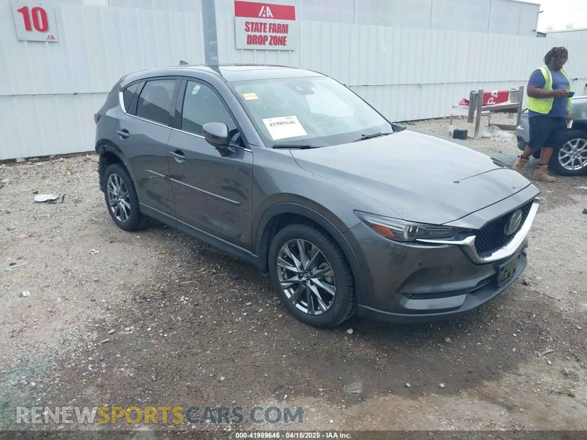 1 Photograph of a damaged car JM3KFBE21K0656716 MAZDA CX-5 2019