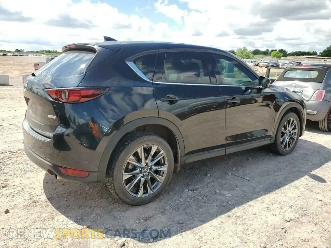 3 Photograph of a damaged car JM3KFBEY2K0678373 MAZDA CX-5 2019
