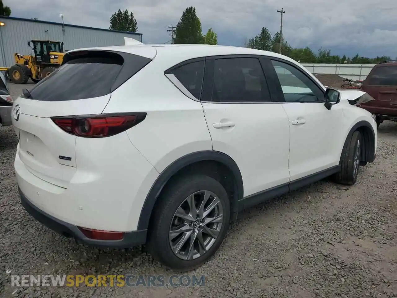 3 Photograph of a damaged car JM3KFBEY4K0592854 MAZDA CX-5 2019