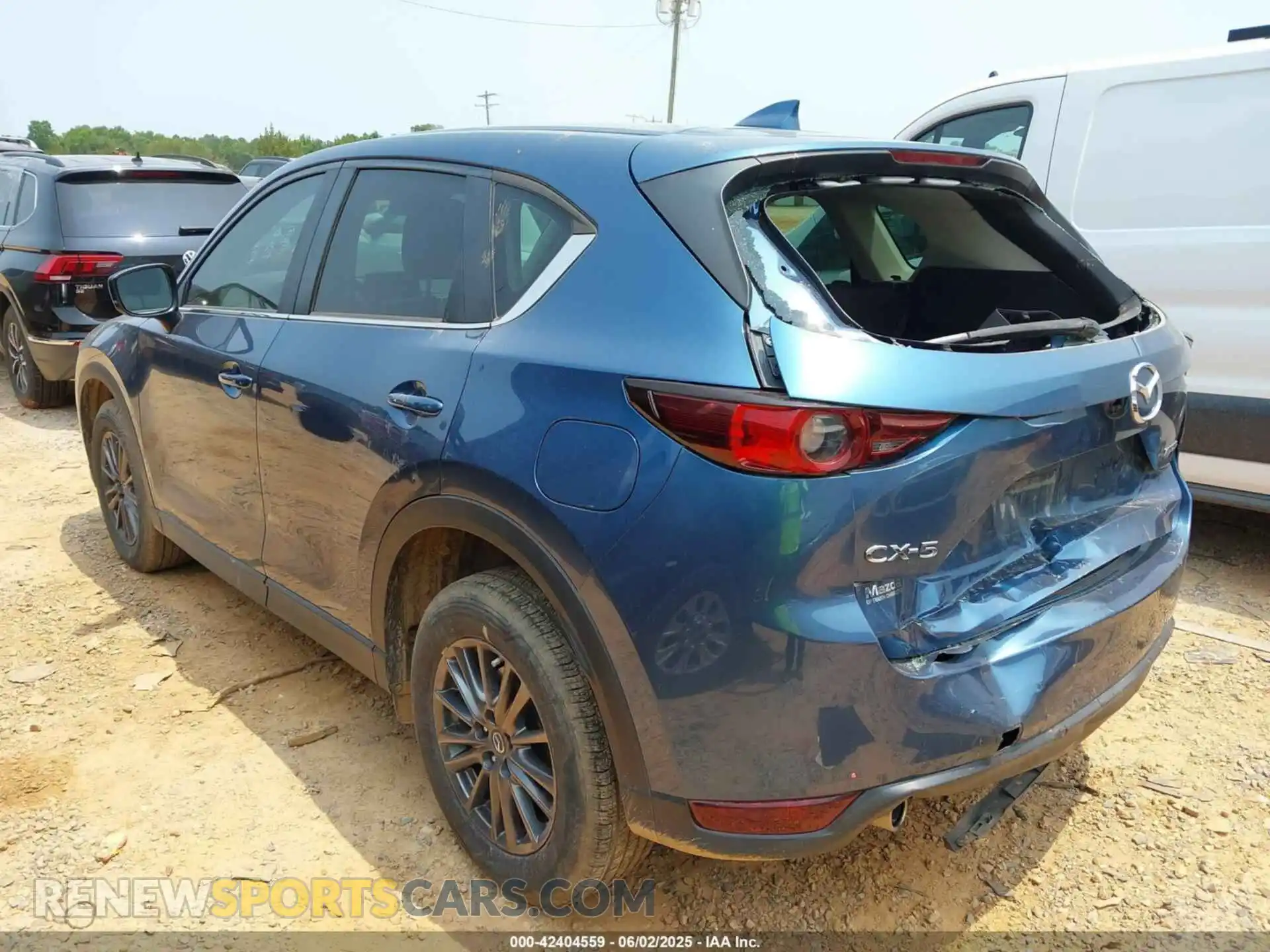 3 fotografías del automóvil dañado JM3KFABM0L0840451 MAZDA CX-5 2020