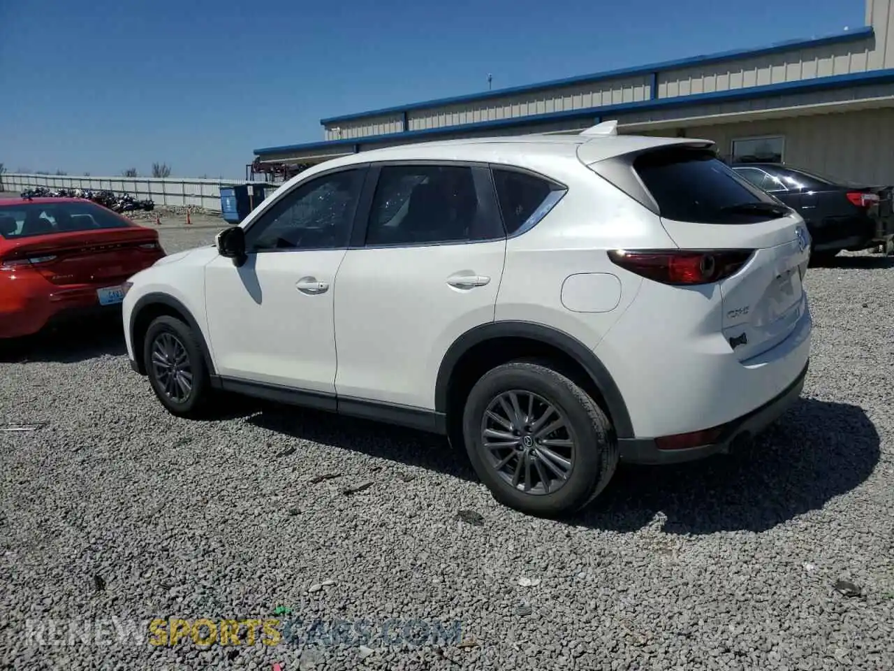 2 fotografías del automóvil dañado JM3KFABM6L0728740 MAZDA CX-5 2020