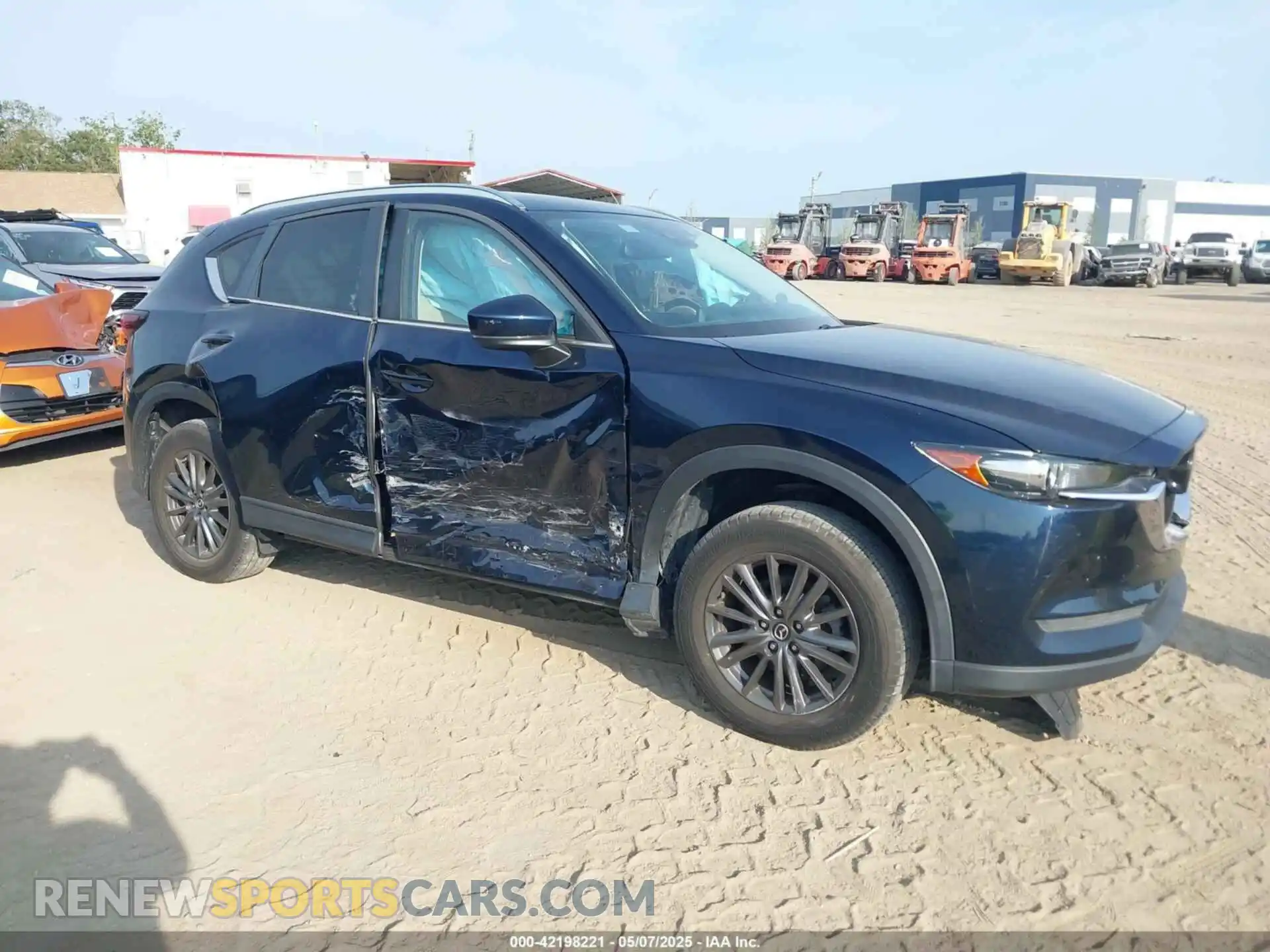 1 Photograph of a damaged car JM3KFACM1L0832468 MAZDA CX-5 2020