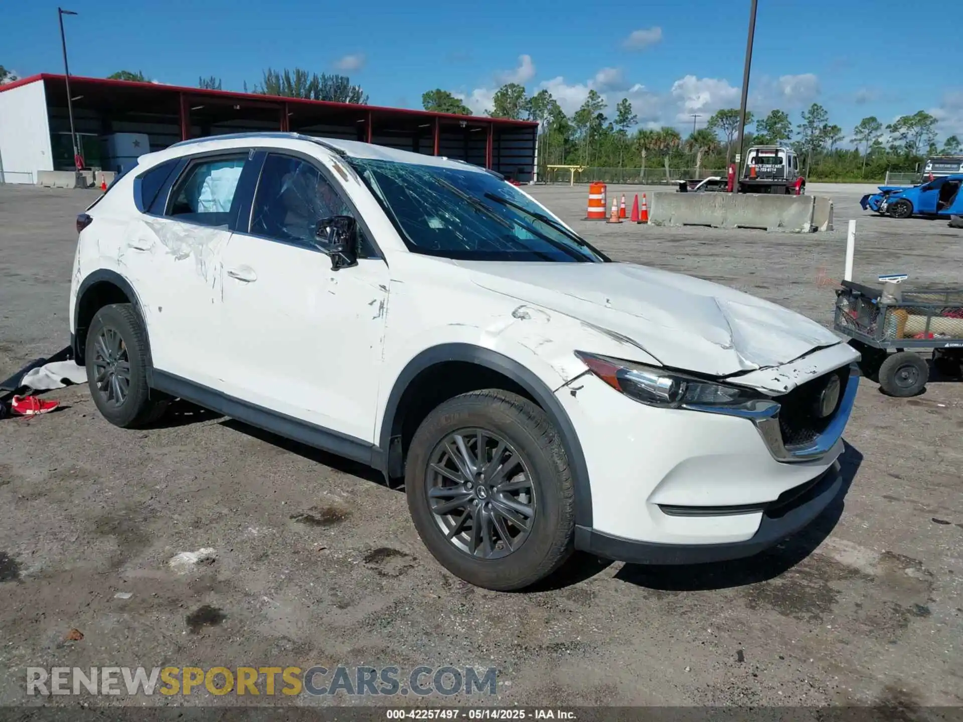 1 Photograph of a damaged car JM3KFACM4L0790328 MAZDA CX-5 2020