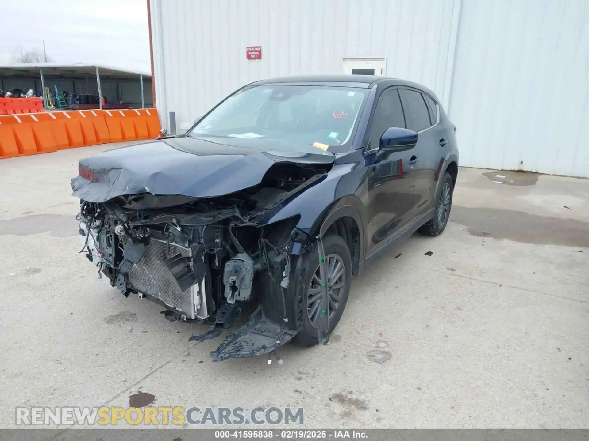 2 Photograph of a damaged car JM3KFACM6L0749506 MAZDA CX-5 2020