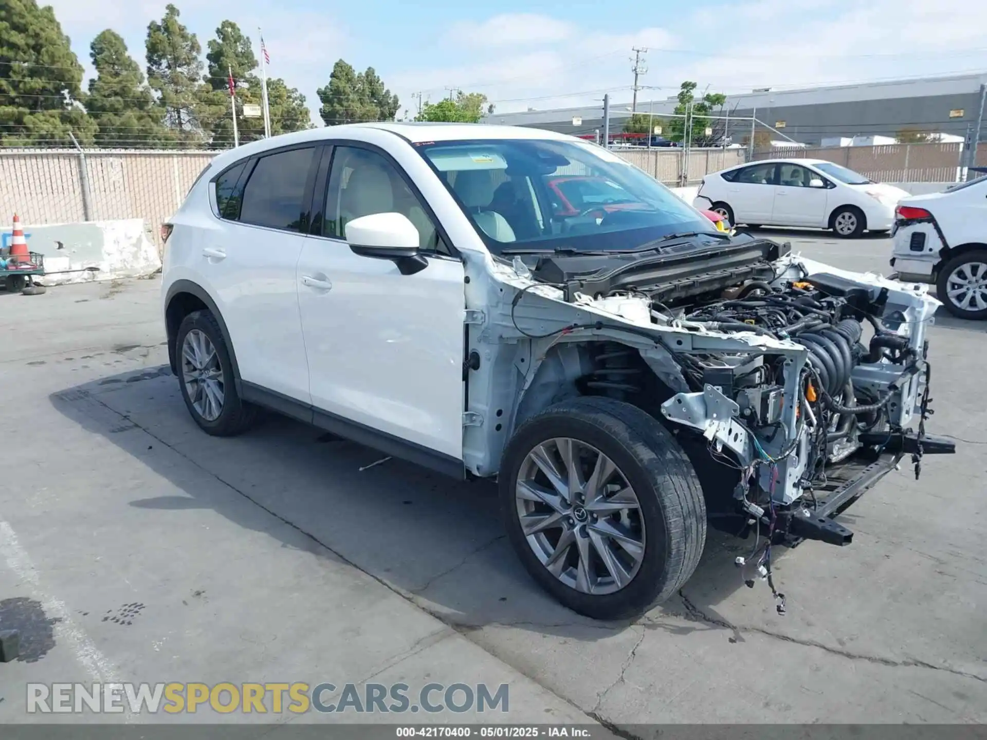 1 Фотография поврежденного автомобиля JM3KFADM0L0859059 MAZDA CX-5 2020