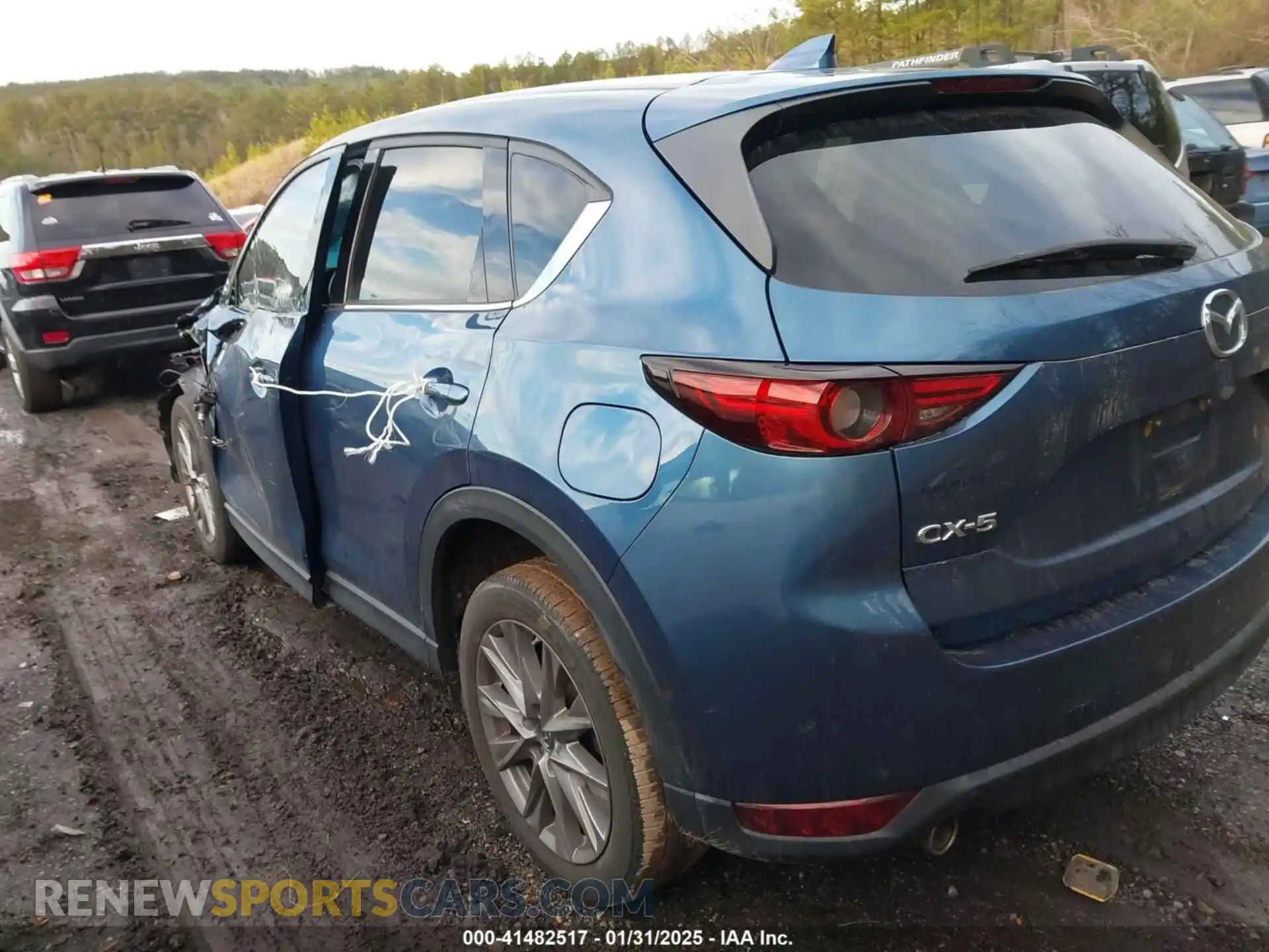 3 Photograph of a damaged car JM3KFADM4L0827733 MAZDA CX-5 2020