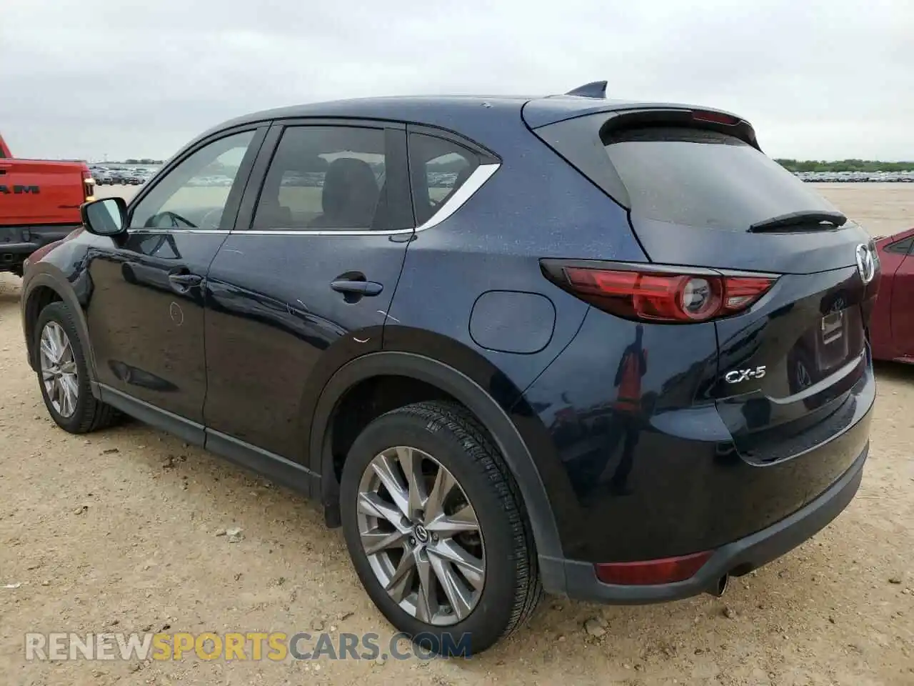 2 Фотография поврежденного автомобиля JM3KFADM6L0802218 MAZDA CX-5 2020