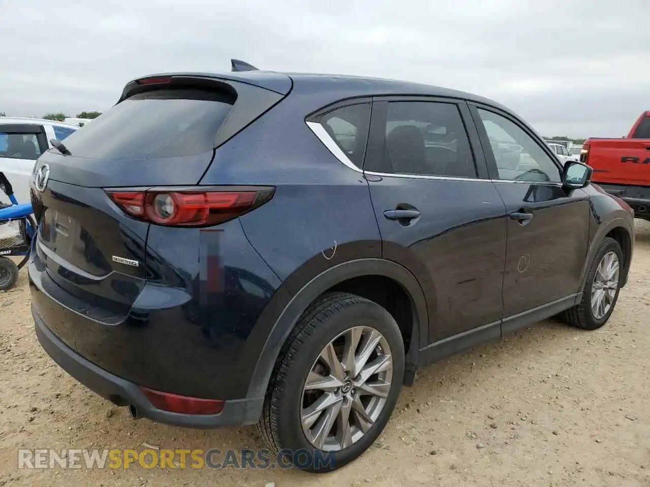 3 Фотография поврежденного автомобиля JM3KFADM6L0802218 MAZDA CX-5 2020