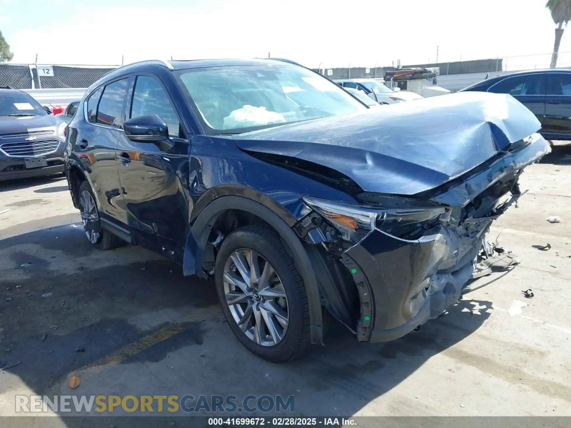 1 Photograph of a damaged car JM3KFADM6L1830093 MAZDA CX-5 2020