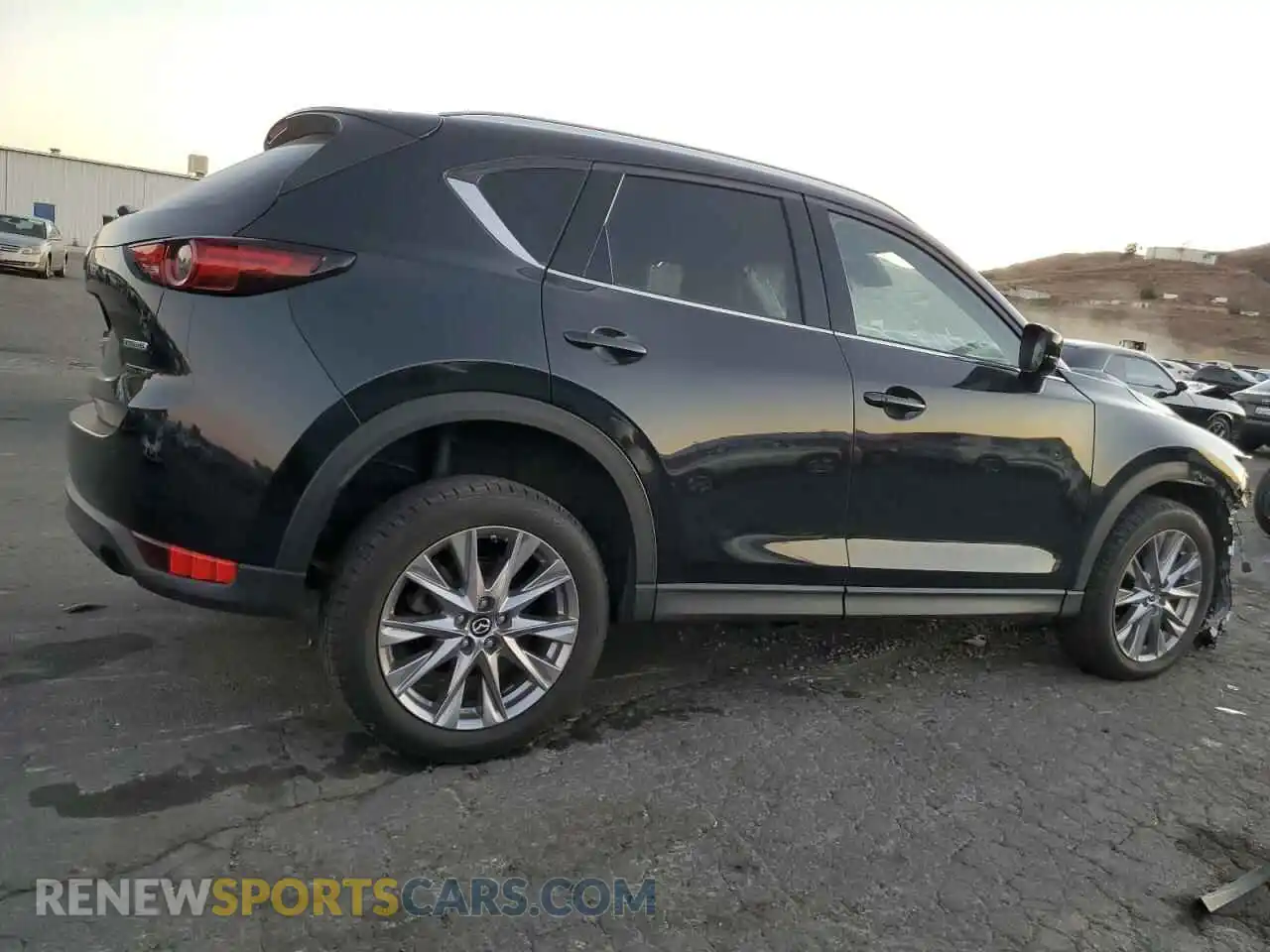 3 Photograph of a damaged car JM3KFADM7L0847426 MAZDA CX-5 2020