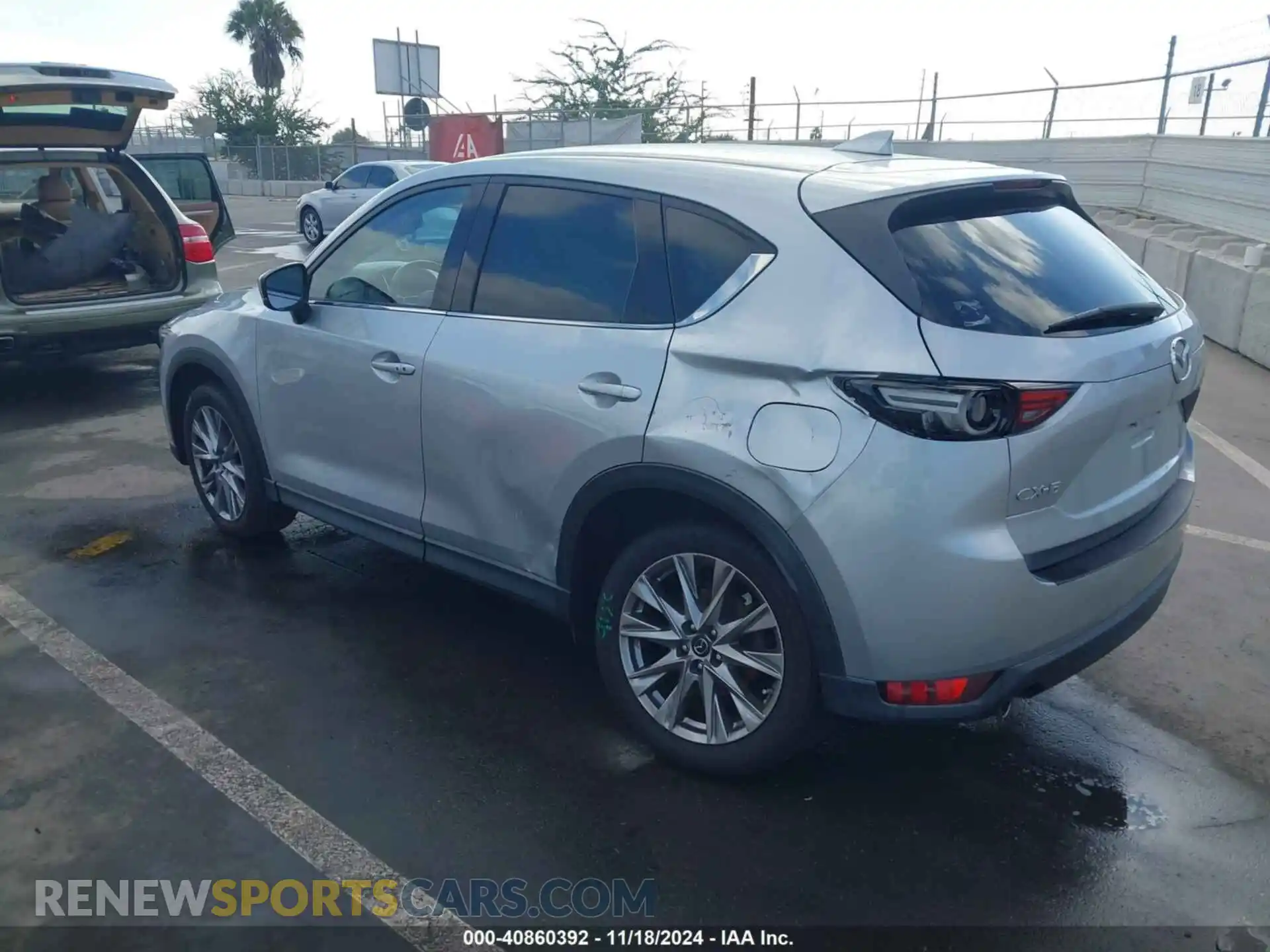 3 Photograph of a damaged car JM3KFADM9L0766668 MAZDA CX-5 2020