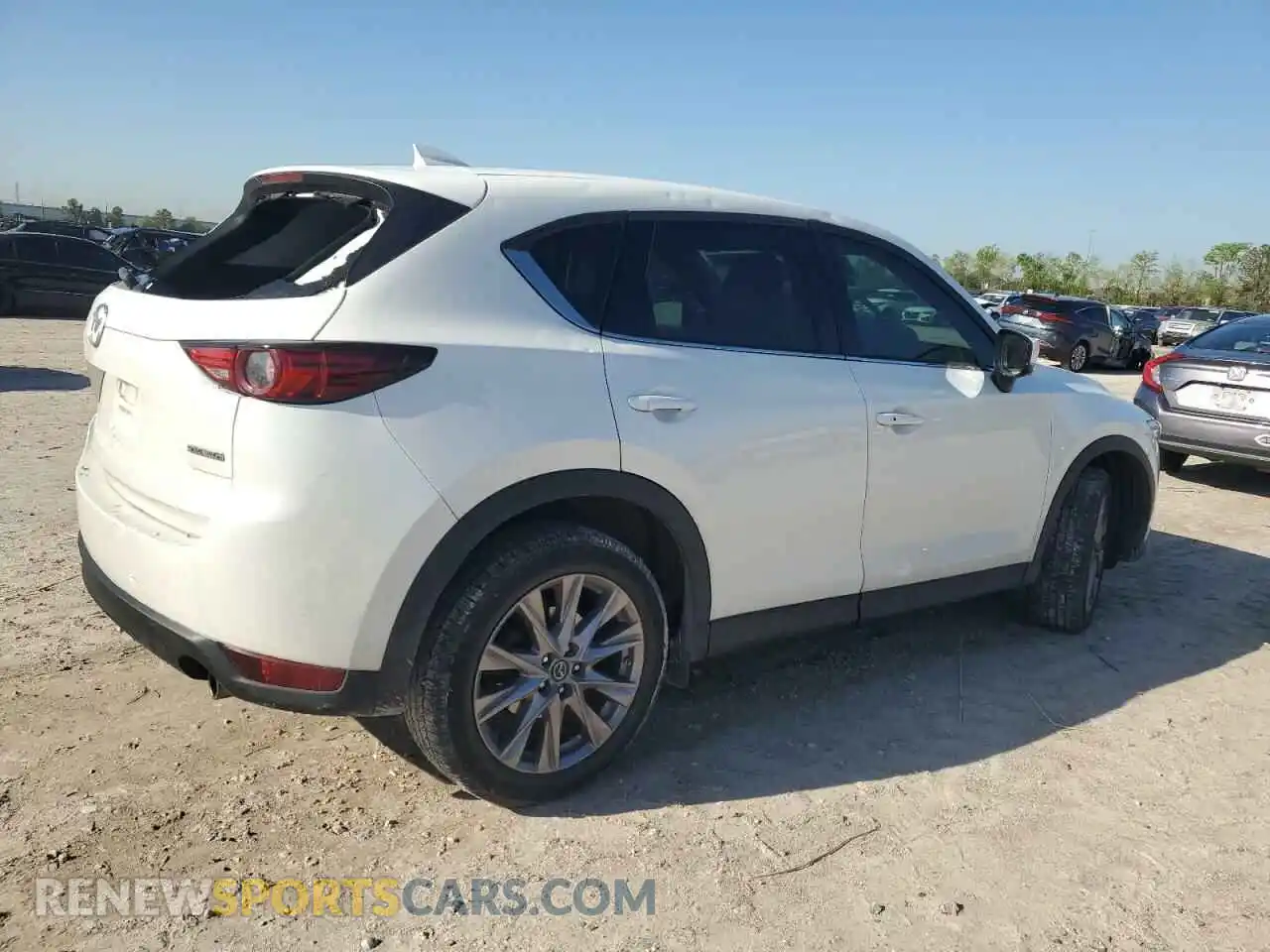 3 Photograph of a damaged car JM3KFBAY4L0744462 MAZDA CX-5 2020