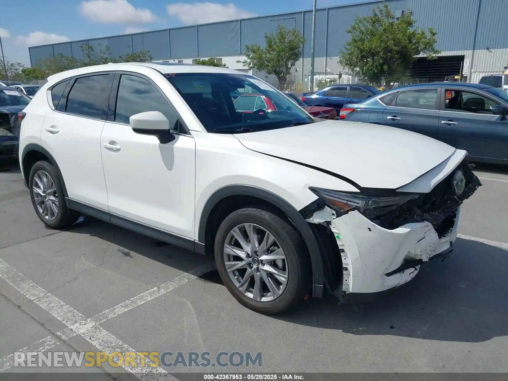 1 Photograph of a damaged car JM3KFBAYXL0771455 MAZDA CX-5 2020