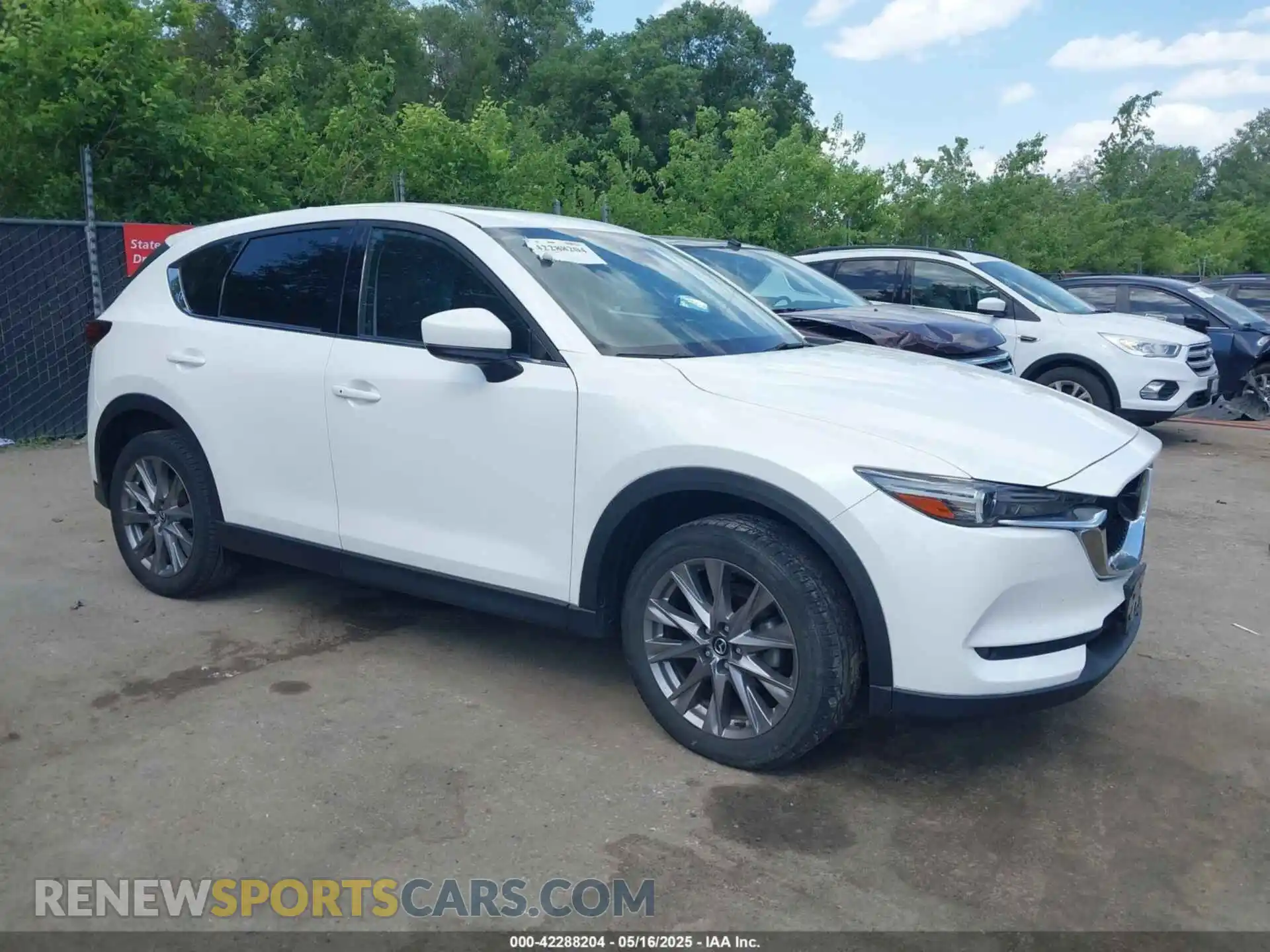 1 Photograph of a damaged car JM3KFBDM1L0855222 MAZDA CX-5 2020