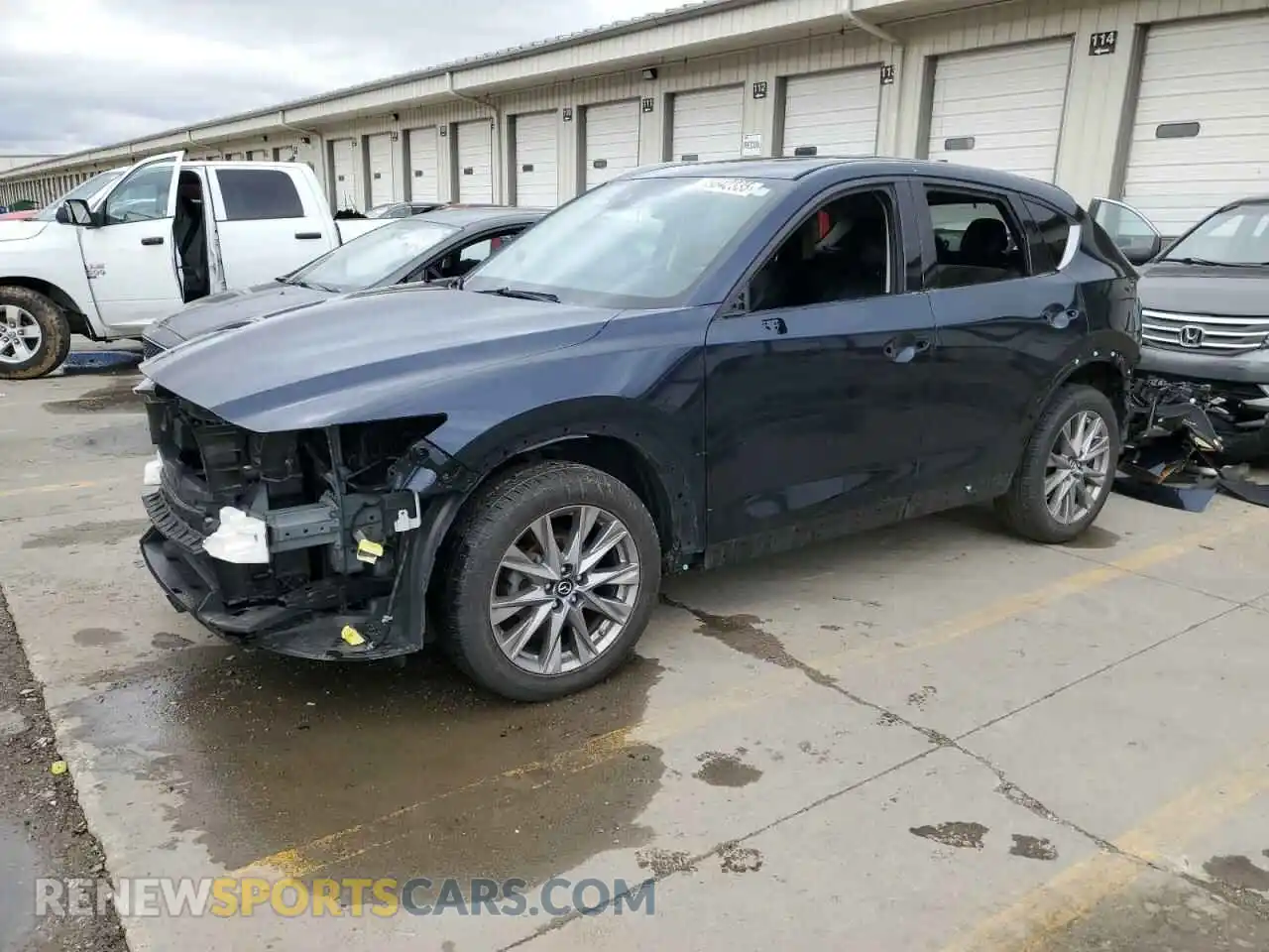1 Photograph of a damaged car JM3KFBDM5L1801223 MAZDA CX-5 2020