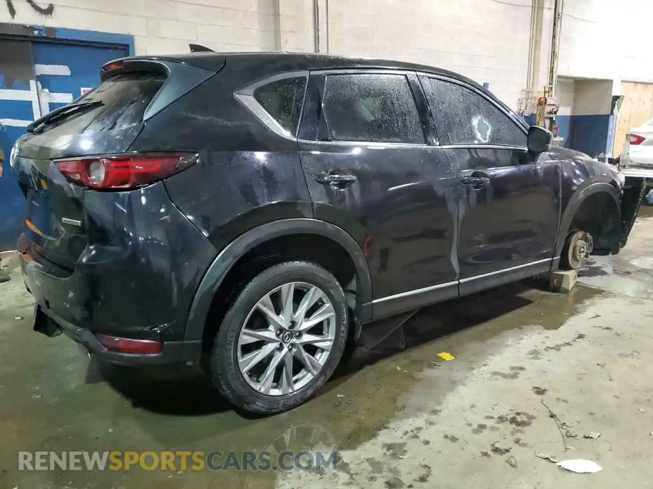 3 Photograph of a damaged car JM3KFBDM6L0863686 MAZDA CX-5 2020