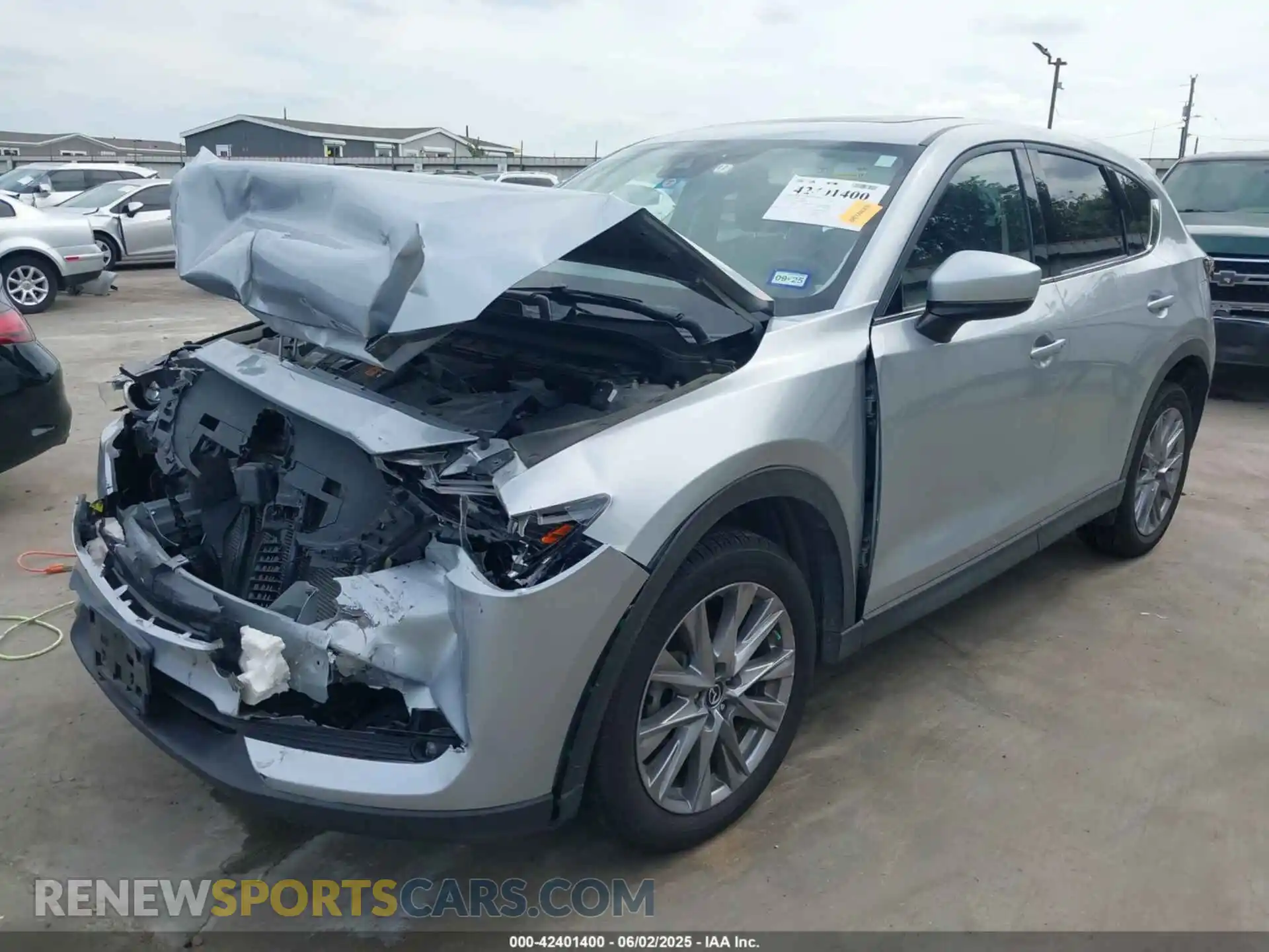 2 Photograph of a damaged car JM3KFBDMXL1809365 MAZDA CX-5 2020