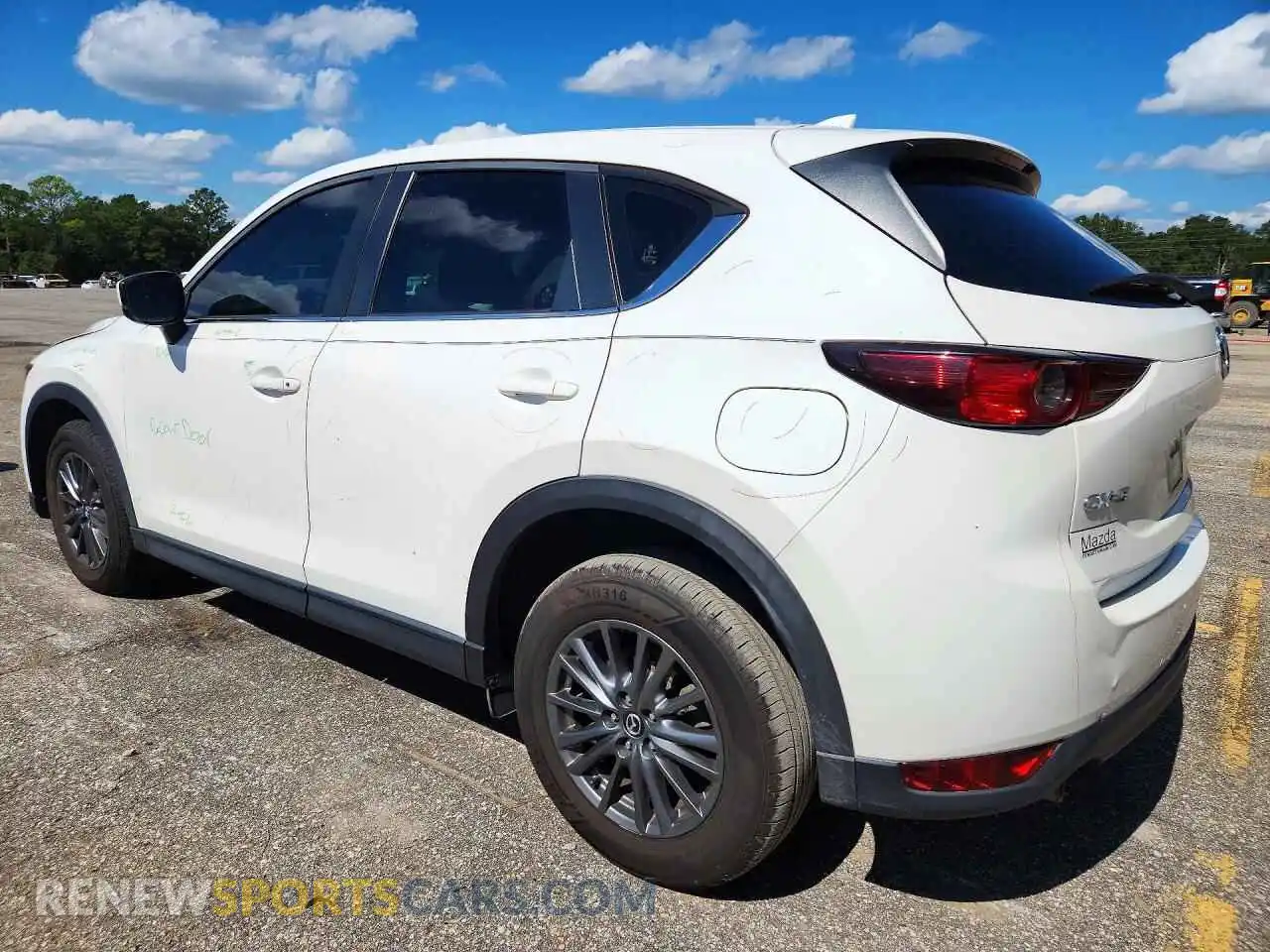 2 fotografías del automóvil dañado JM3KFABM5M0349570 MAZDA CX-5 2021