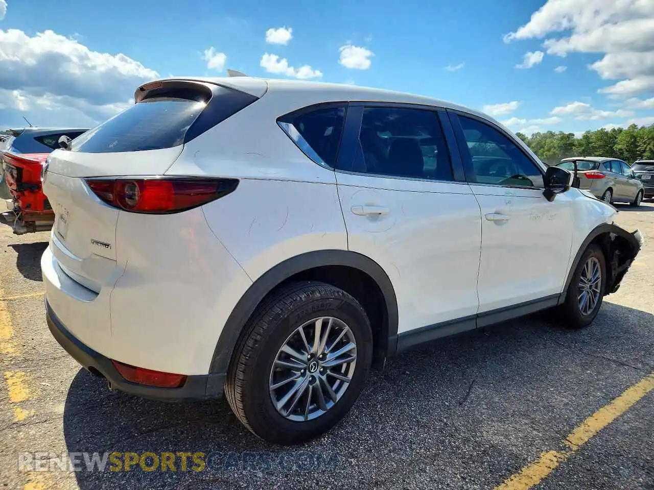 3 fotografías del automóvil dañado JM3KFABM5M0349570 MAZDA CX-5 2021