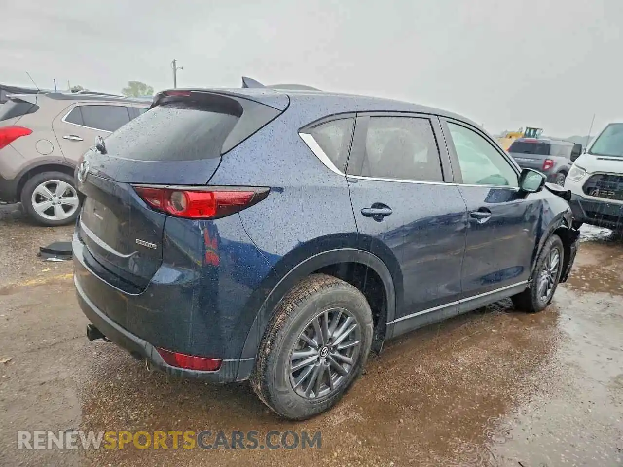 3 fotografías del automóvil dañado JM3KFACM0M0333422 MAZDA CX-5 2021