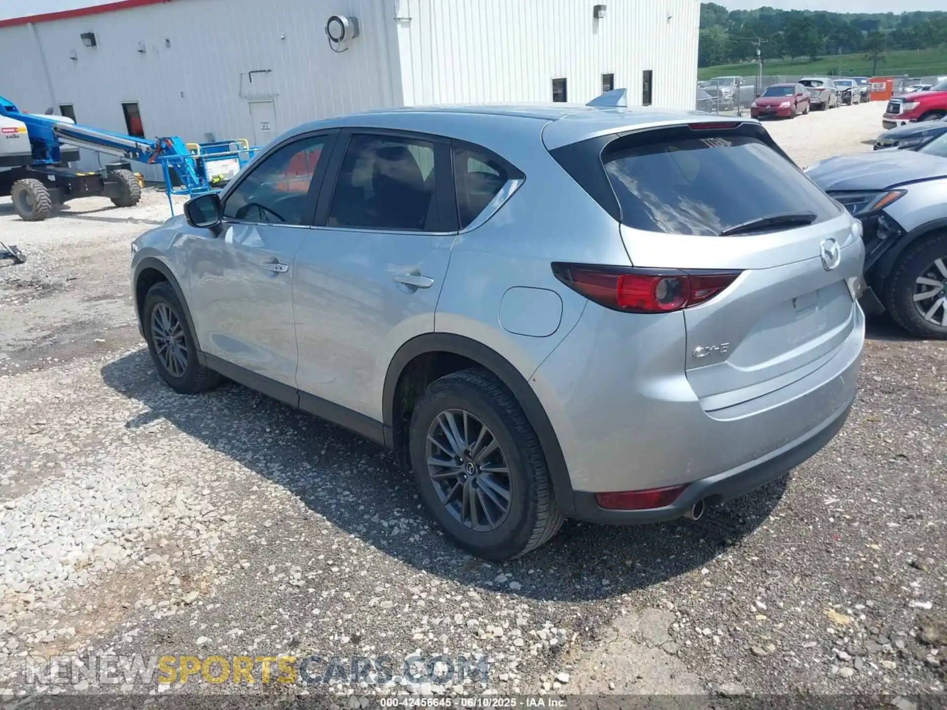 3 Photograph of a damaged car JM3KFACM2M0327685 MAZDA CX-5 2021