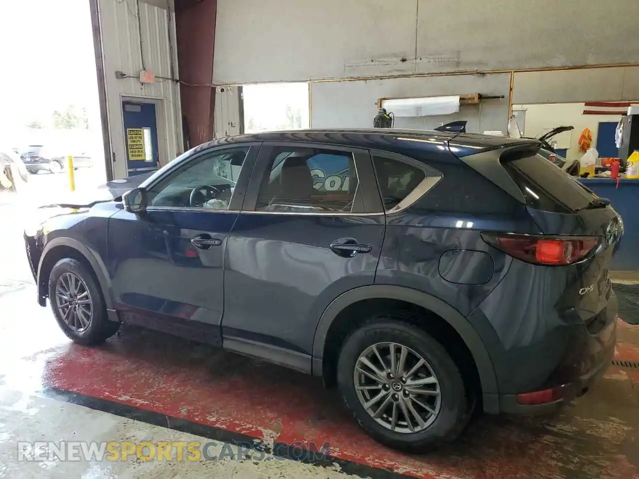 2 Photograph of a damaged car JM3KFACM2M1325722 MAZDA CX-5 2021