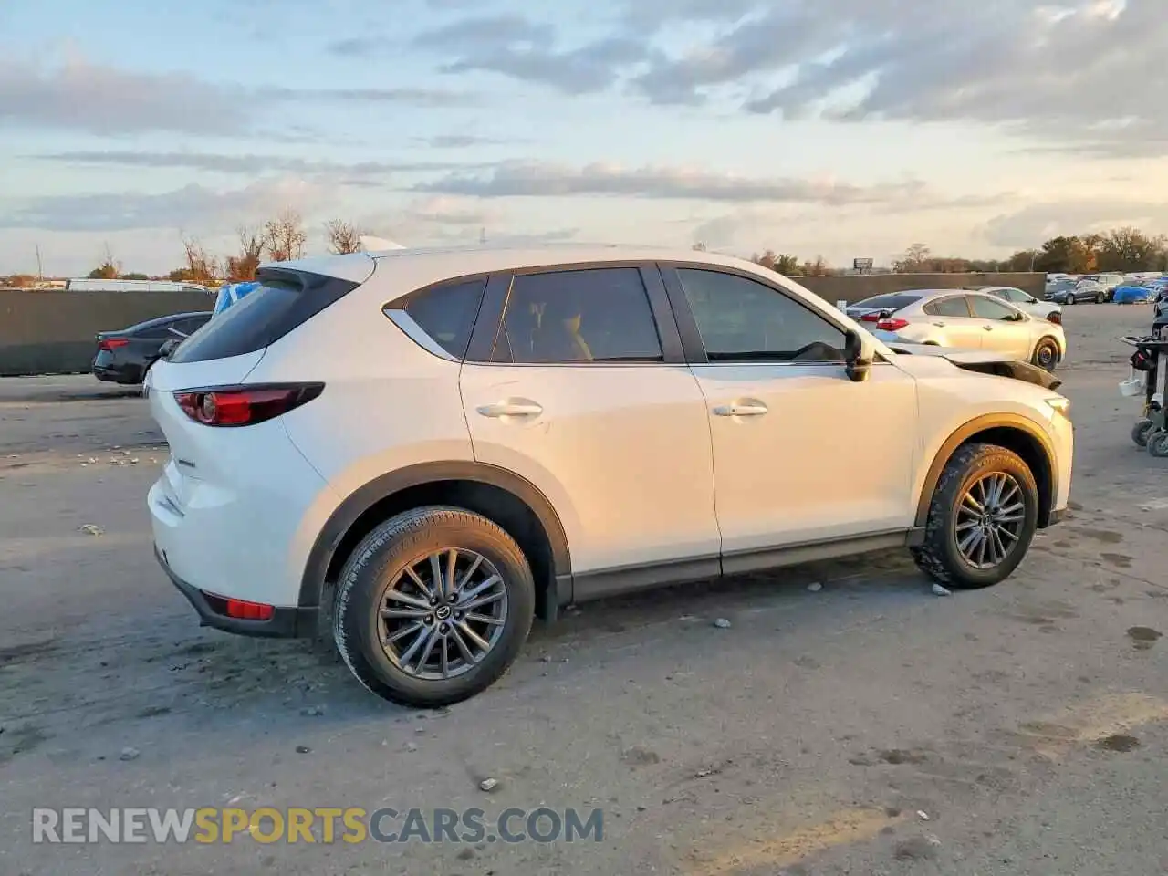 3 Photograph of a damaged car JM3KFACM6M1311855 MAZDA CX-5 2021