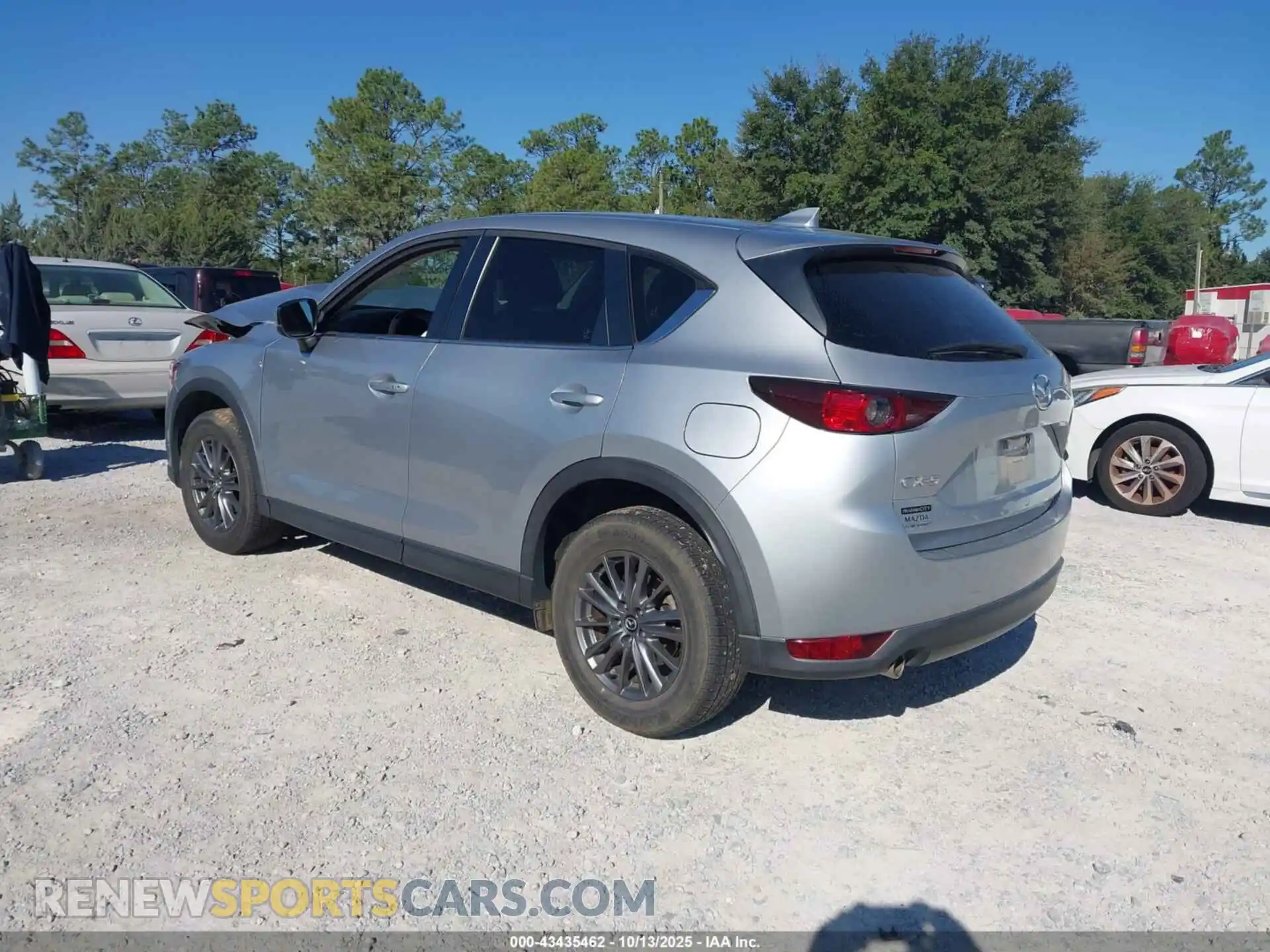 3 Photograph of a damaged car JM3KFACM6M1326632 MAZDA CX-5 2021