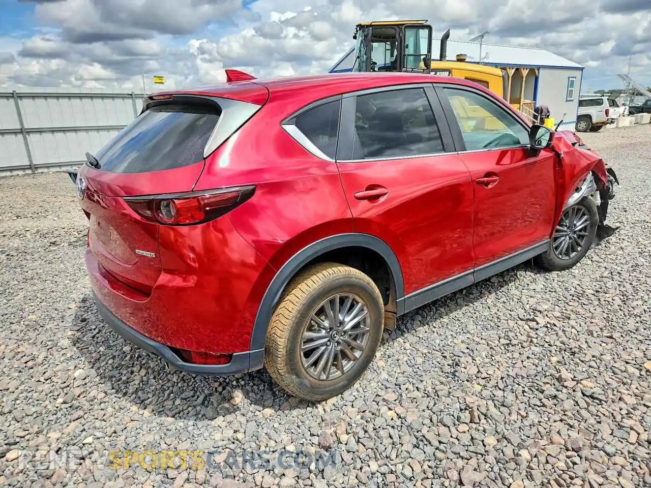 3 fotografías del automóvil dañado JM3KFACM7M0331022 MAZDA CX-5 2021