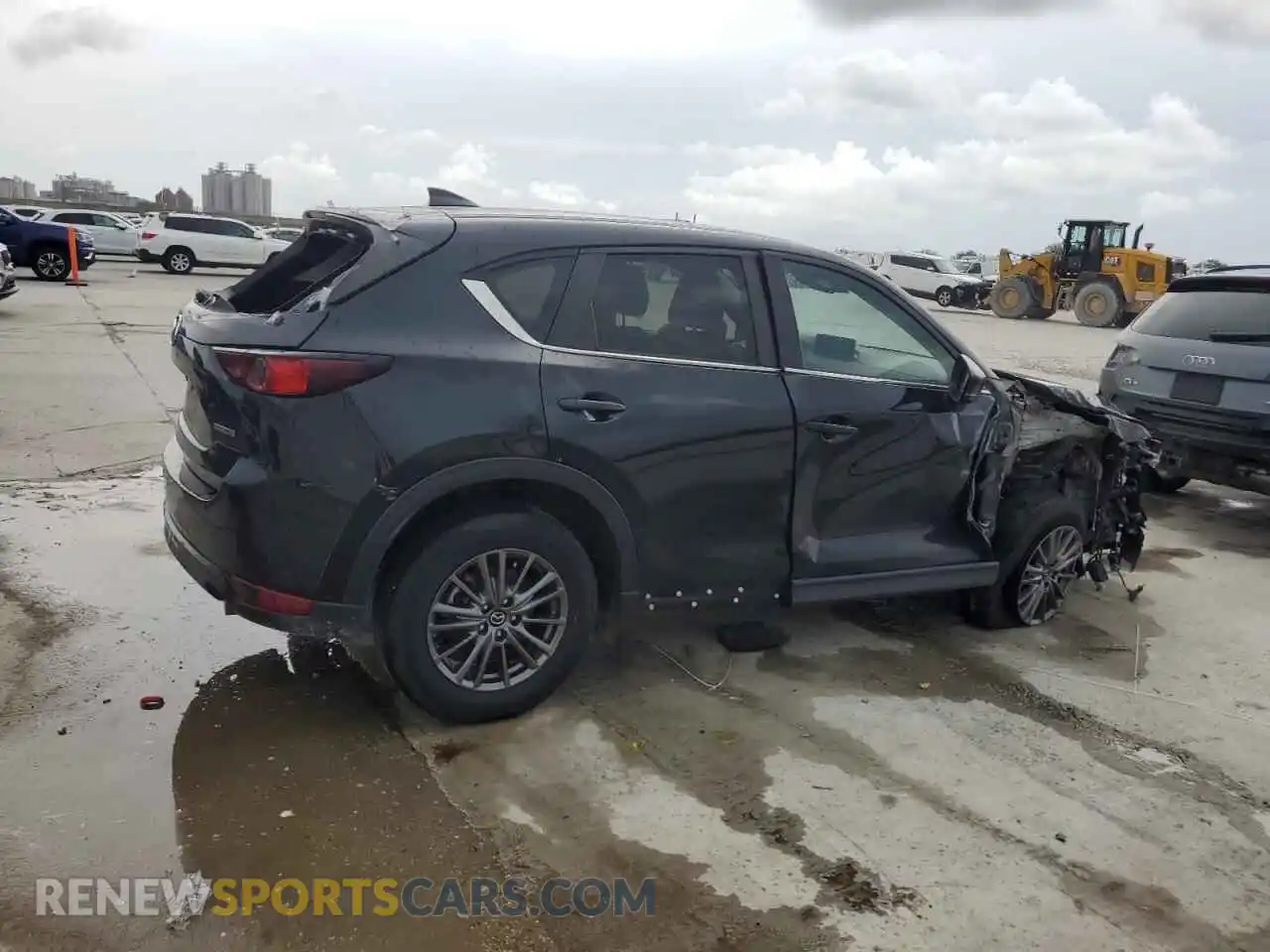 3 fotografías del automóvil dañado JM3KFACM9M1383875 MAZDA CX-5 2021