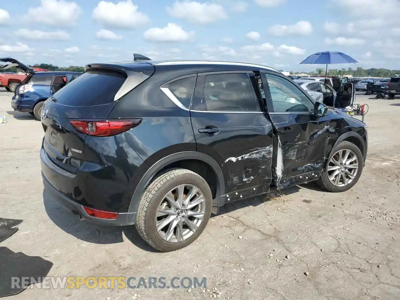 3 Photograph of a damaged car JM3KFADM1M0471923 MAZDA CX-5 2021