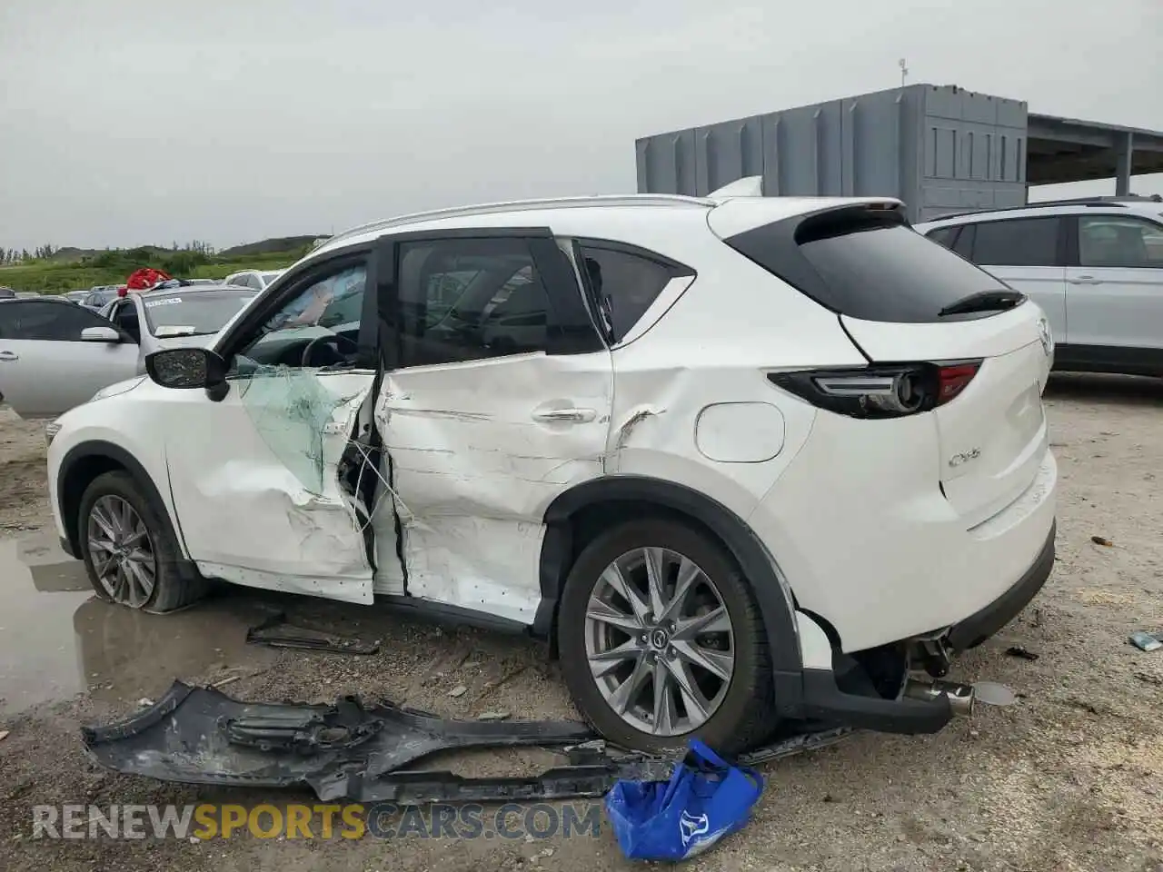 2 Photograph of a damaged car JM3KFADM2M0309024 MAZDA CX-5 2021