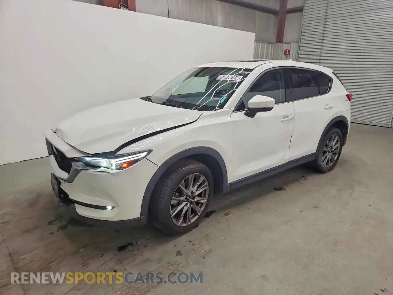 1 Фотография поврежденного автомобиля JM3KFADM6M0329597 MAZDA CX-5 2021