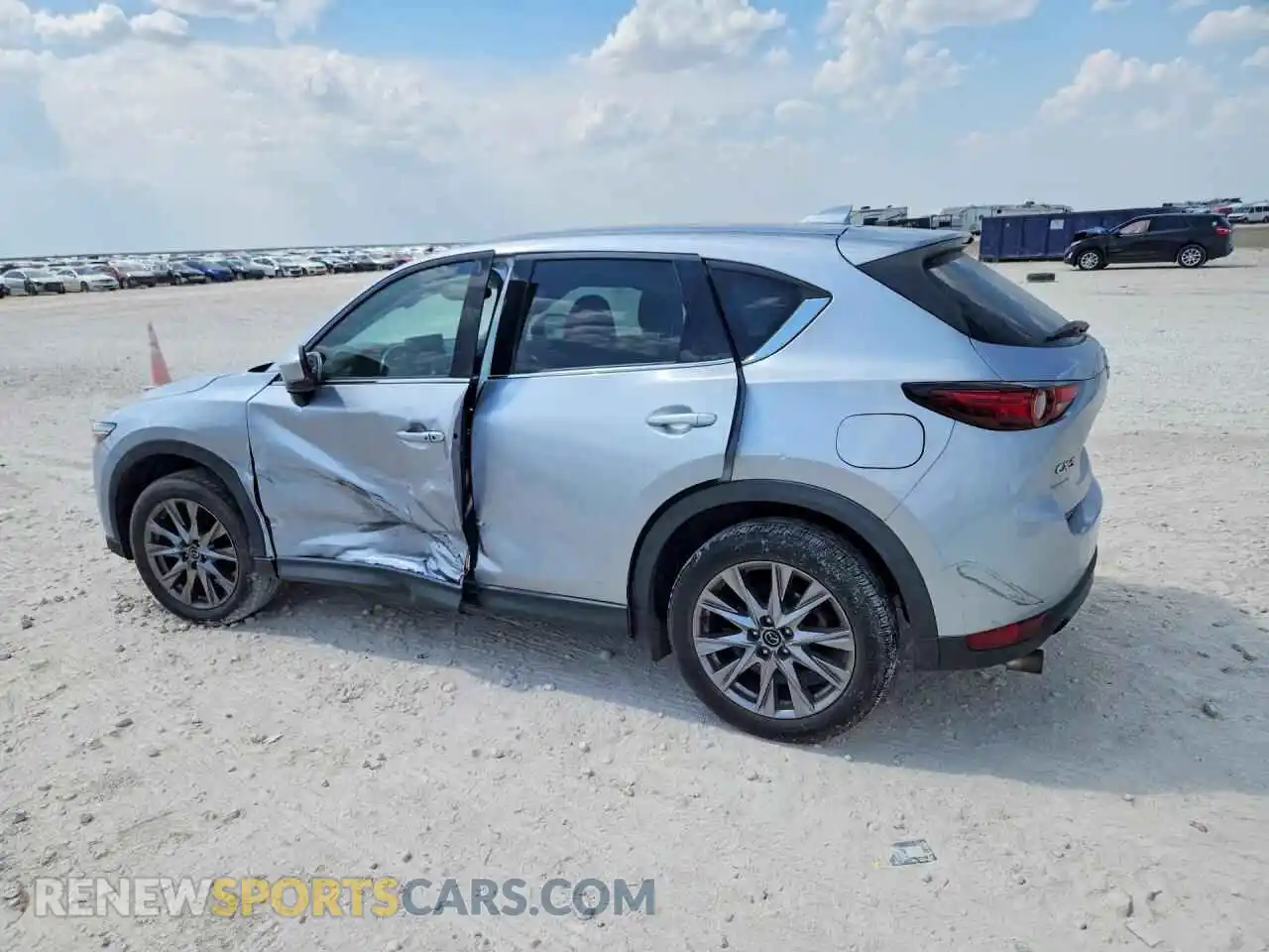 2 Фотография поврежденного автомобиля JM3KFADM6M1318030 MAZDA CX-5 2021
