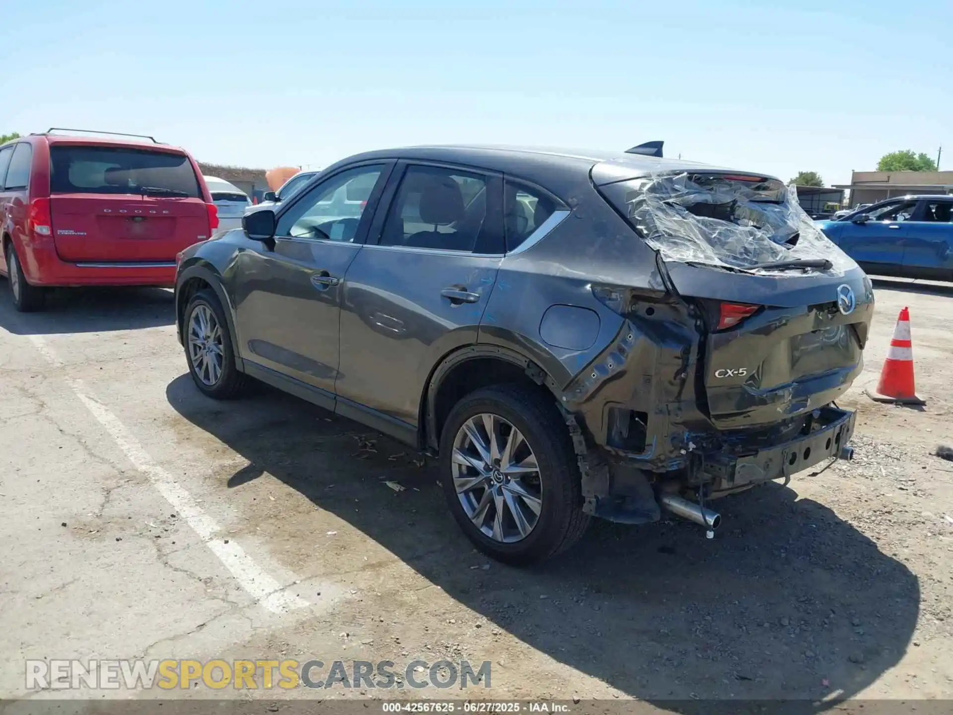 3 Photograph of a damaged car JM3KFADM6M1329237 MAZDA CX-5 2021
