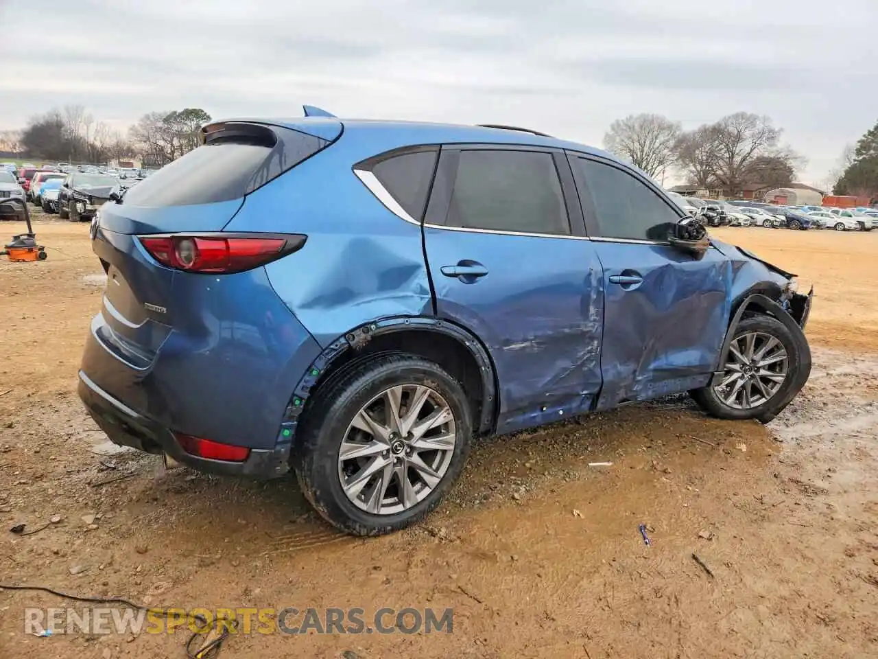 3 fotografías del automóvil dañado JM3KFADM8M1326565 MAZDA CX-5 2021