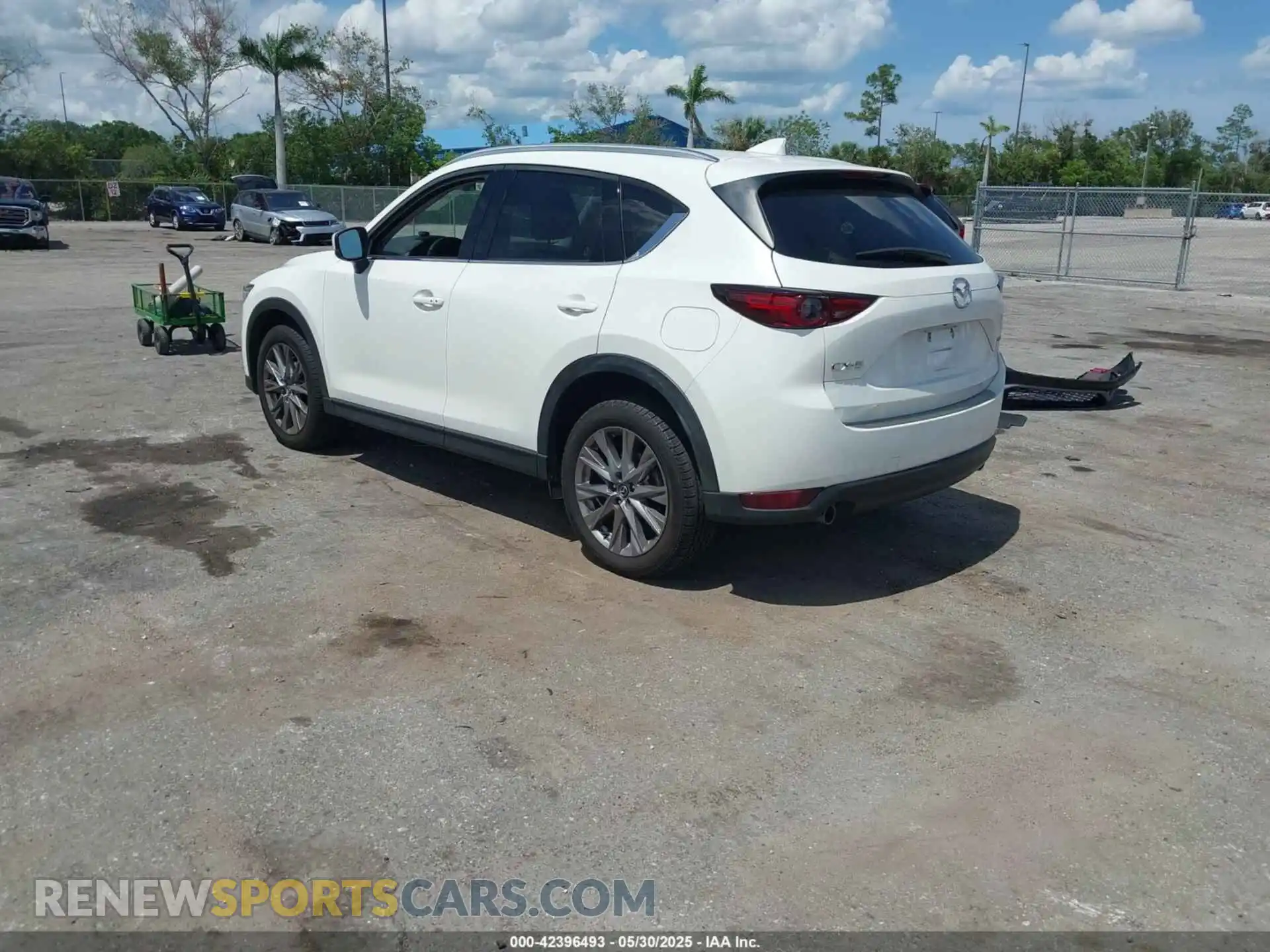 3 Photograph of a damaged car JM3KFADM9M0471104 MAZDA CX-5 2021
