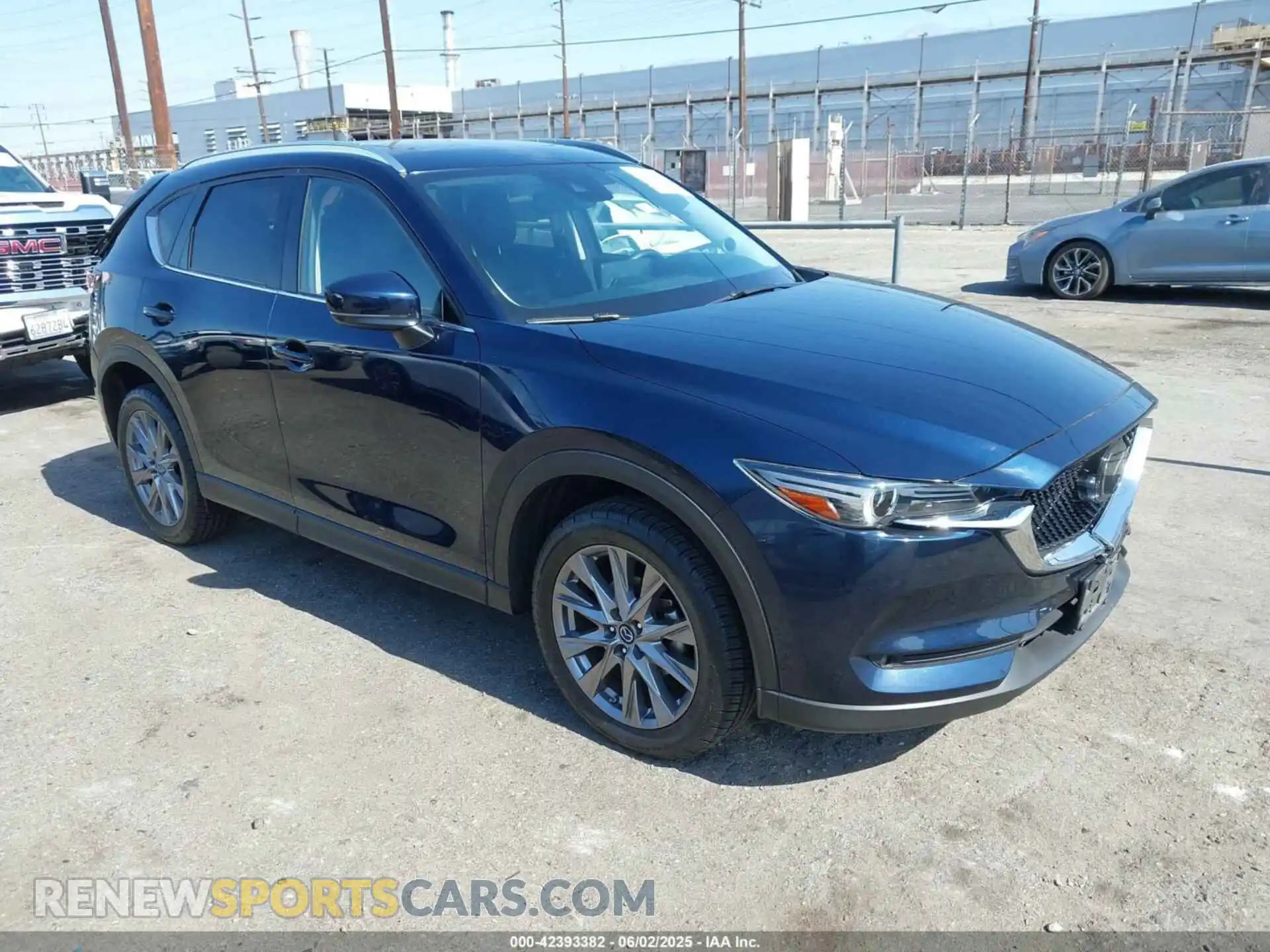 1 Photograph of a damaged car JM3KFADMXM0413521 MAZDA CX-5 2021