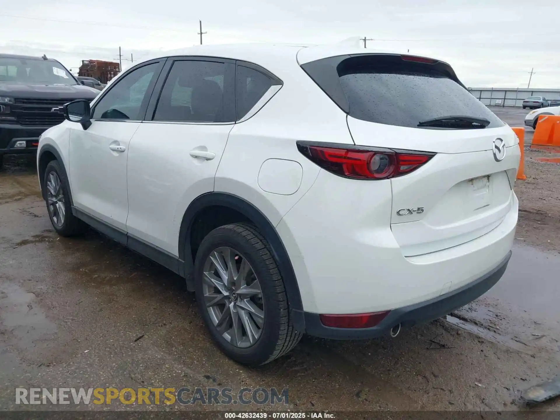3 Photograph of a damaged car JM3KFADMXM0475095 MAZDA CX-5 2021