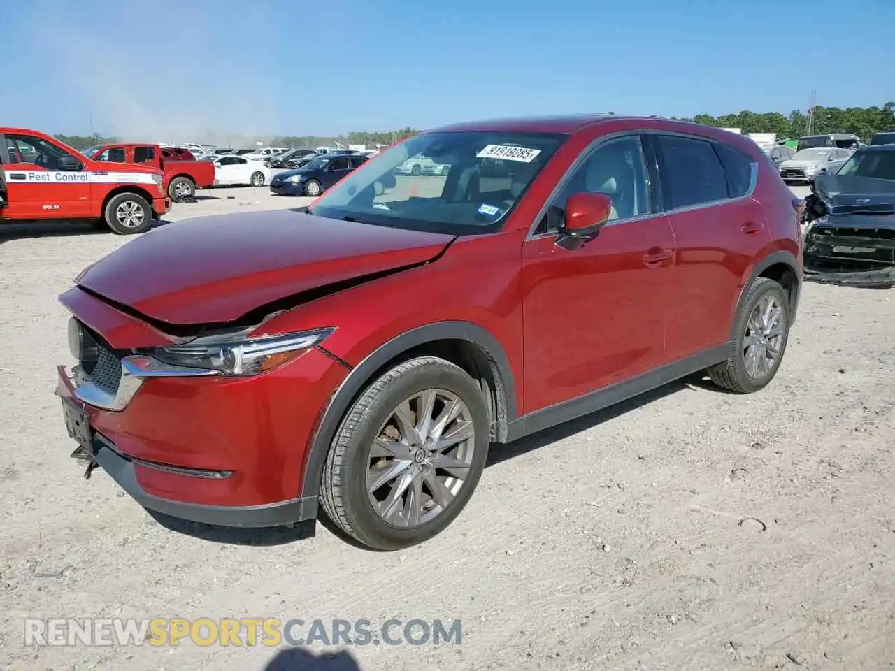 1 Фотография поврежденного автомобиля JM3KFADMXM1327409 MAZDA CX-5 2021