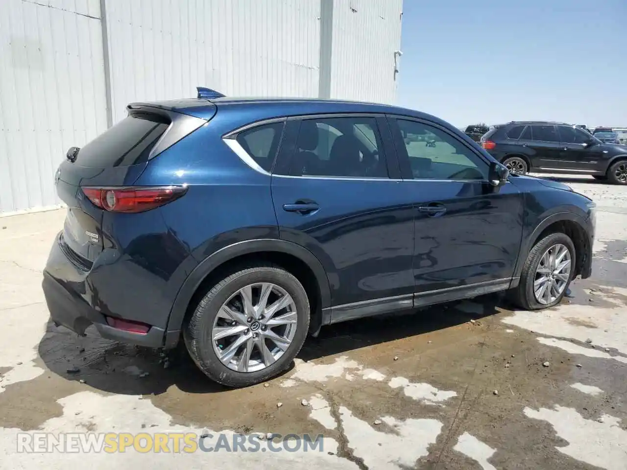 3 Photograph of a damaged car JM3KFBAY0M0347932 MAZDA CX-5 2021