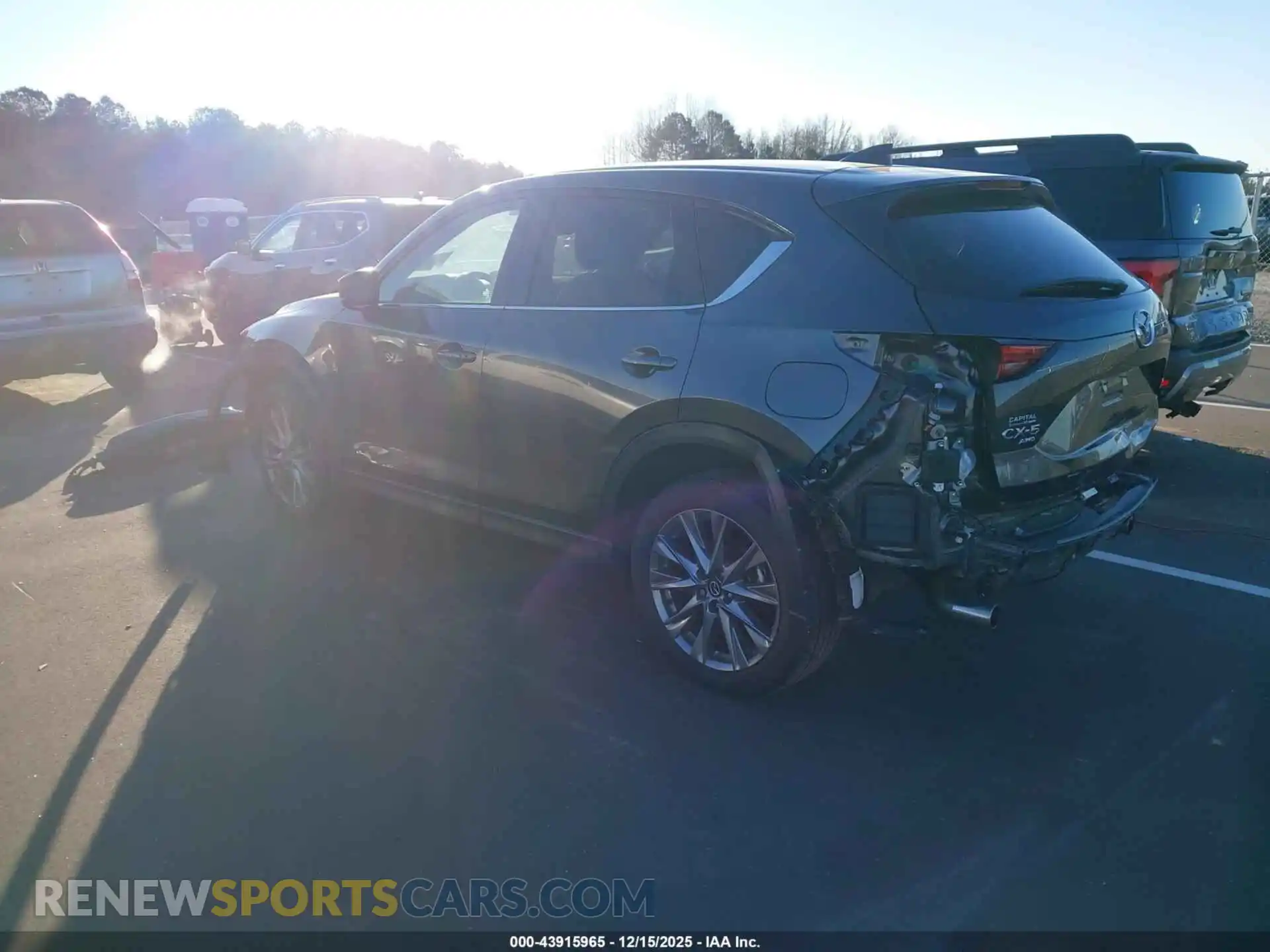 3 Photograph of a damaged car JM3KFBAY5M0378612 MAZDA CX-5 2021