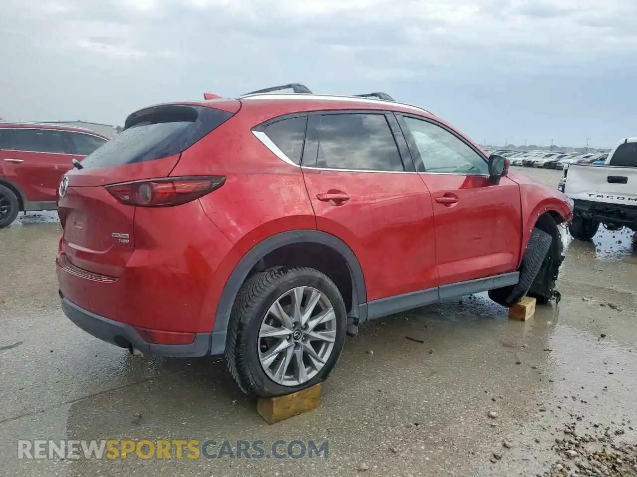 3 fotografías del automóvil dañado JM3KFBAY7M0326365 MAZDA CX-5 2021